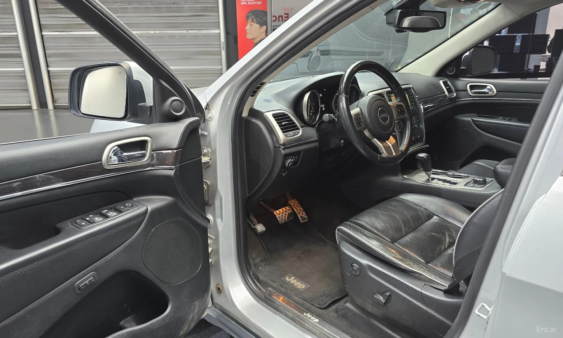 Jeep Grand Cherokee превью 11