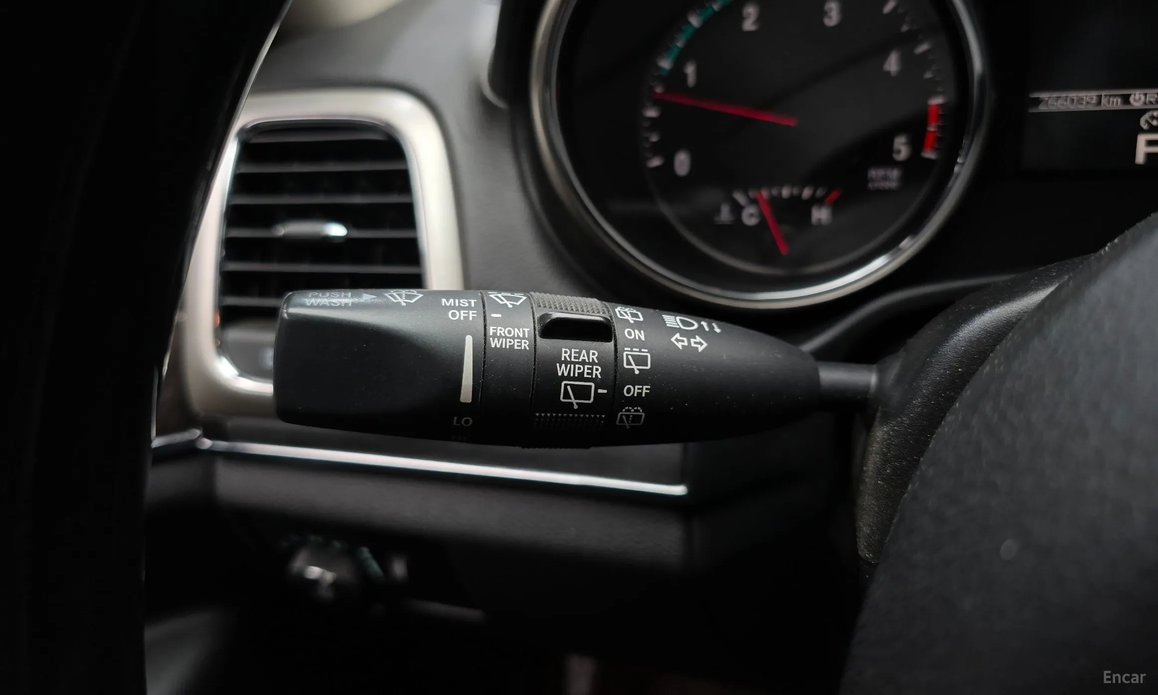 Jeep Grand Cherokee превью 18
