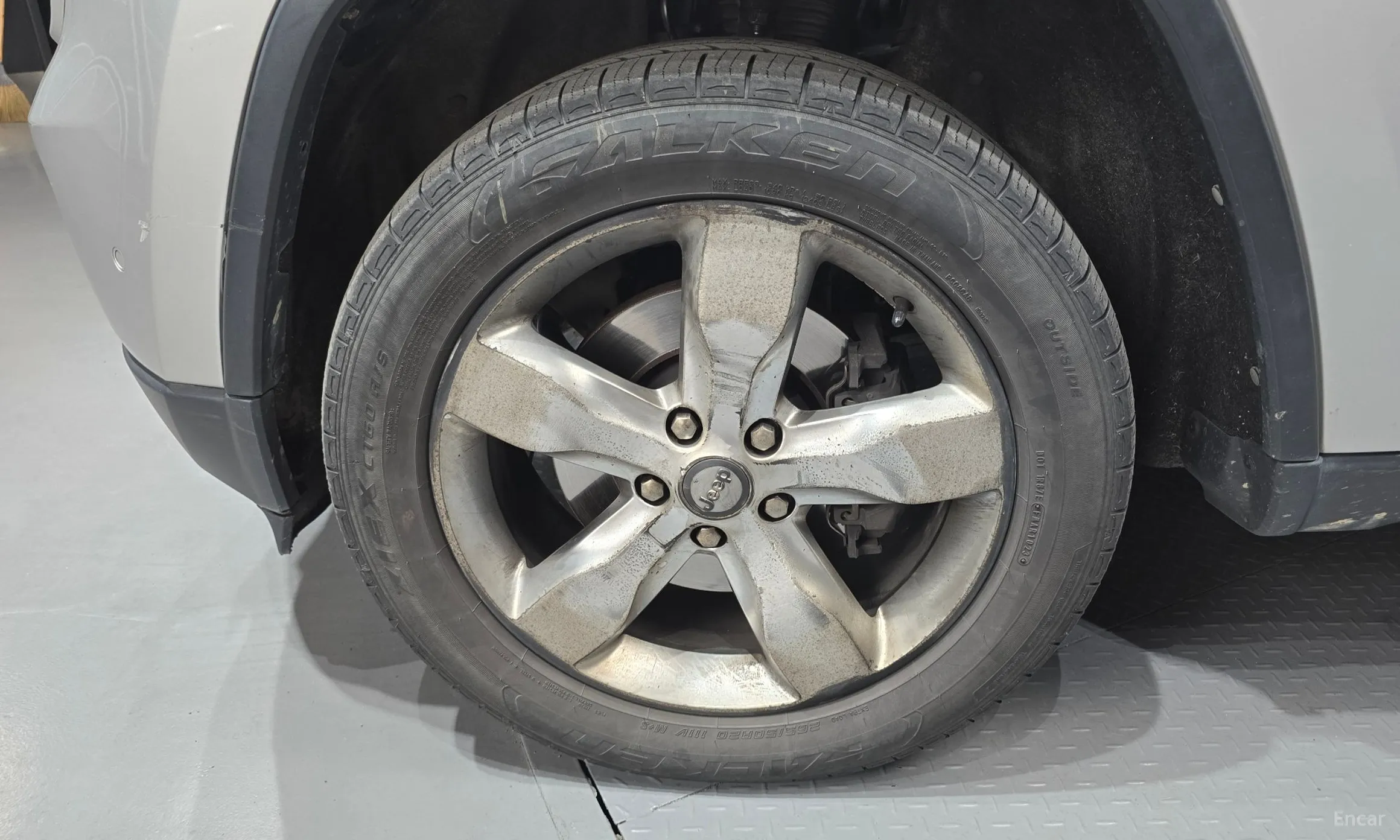 Jeep Grand Cherokee превью 5