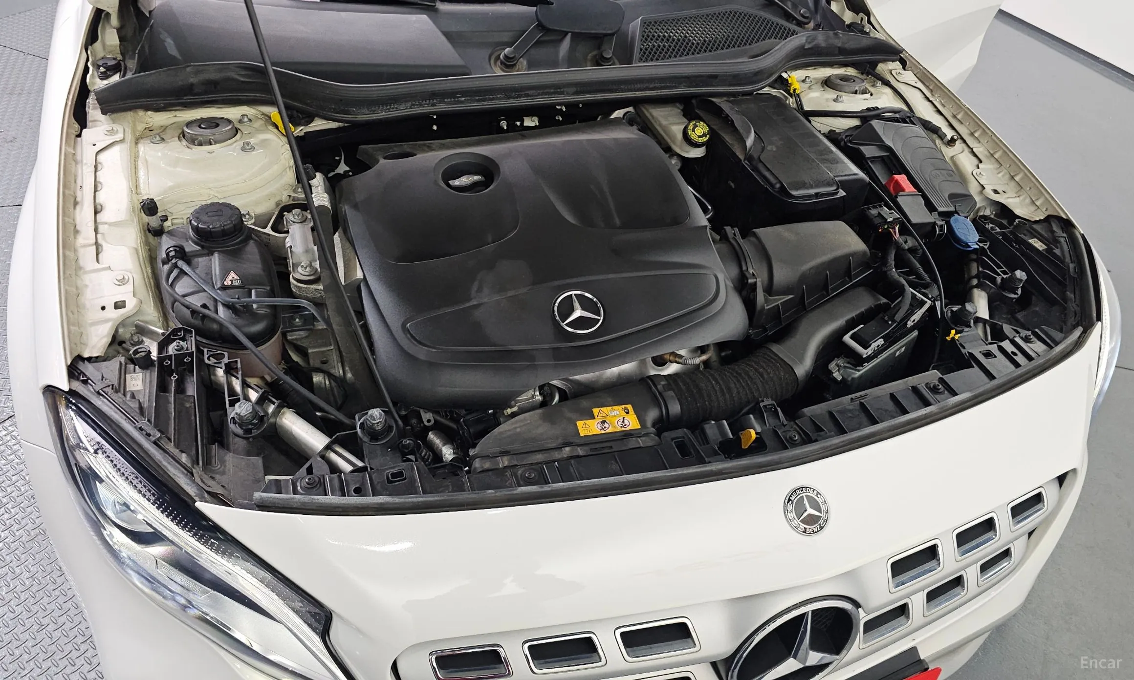 Mercedes Benz GLA-Class X156 превью 6