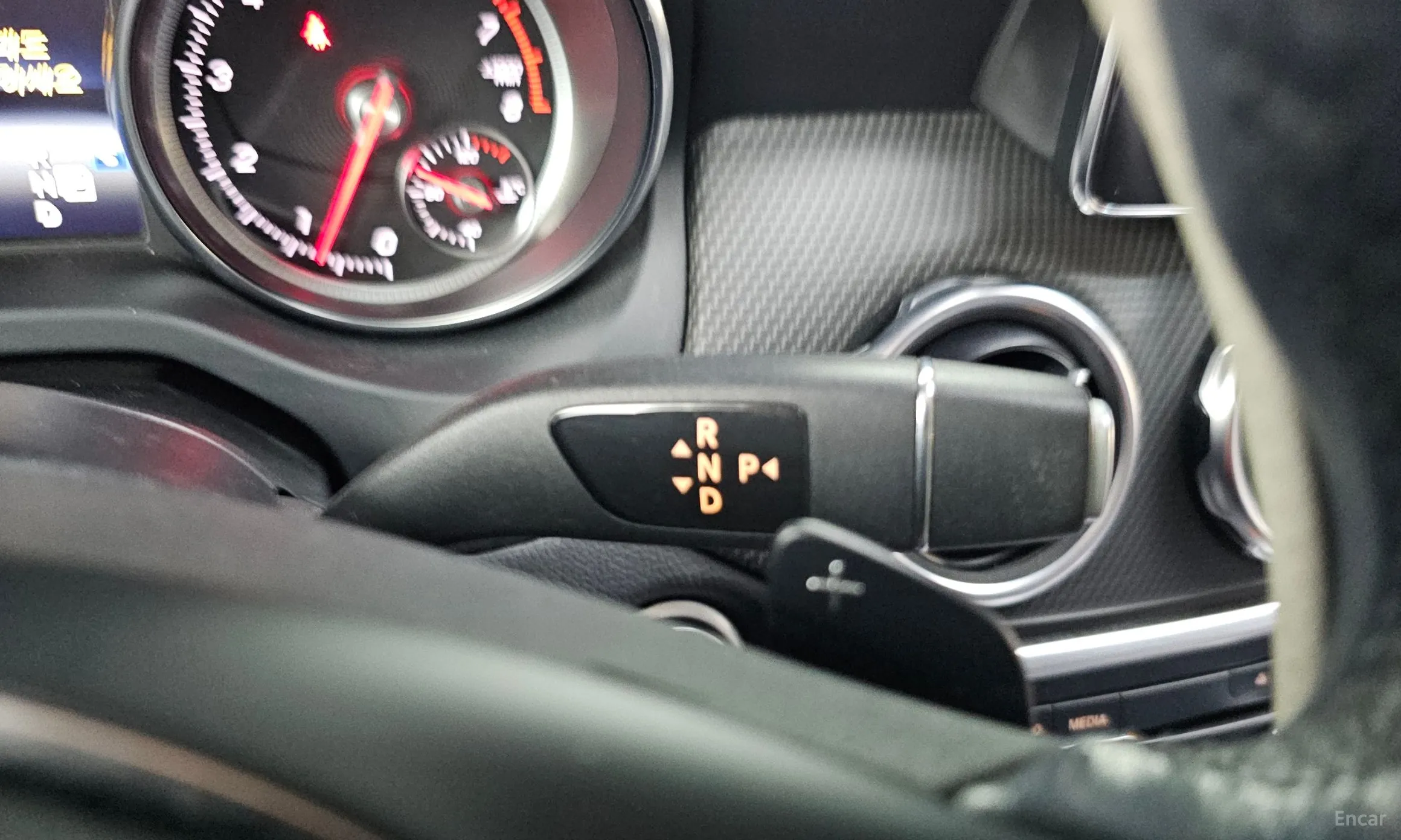 Mercedes Benz GLA-Class X156 превью 9