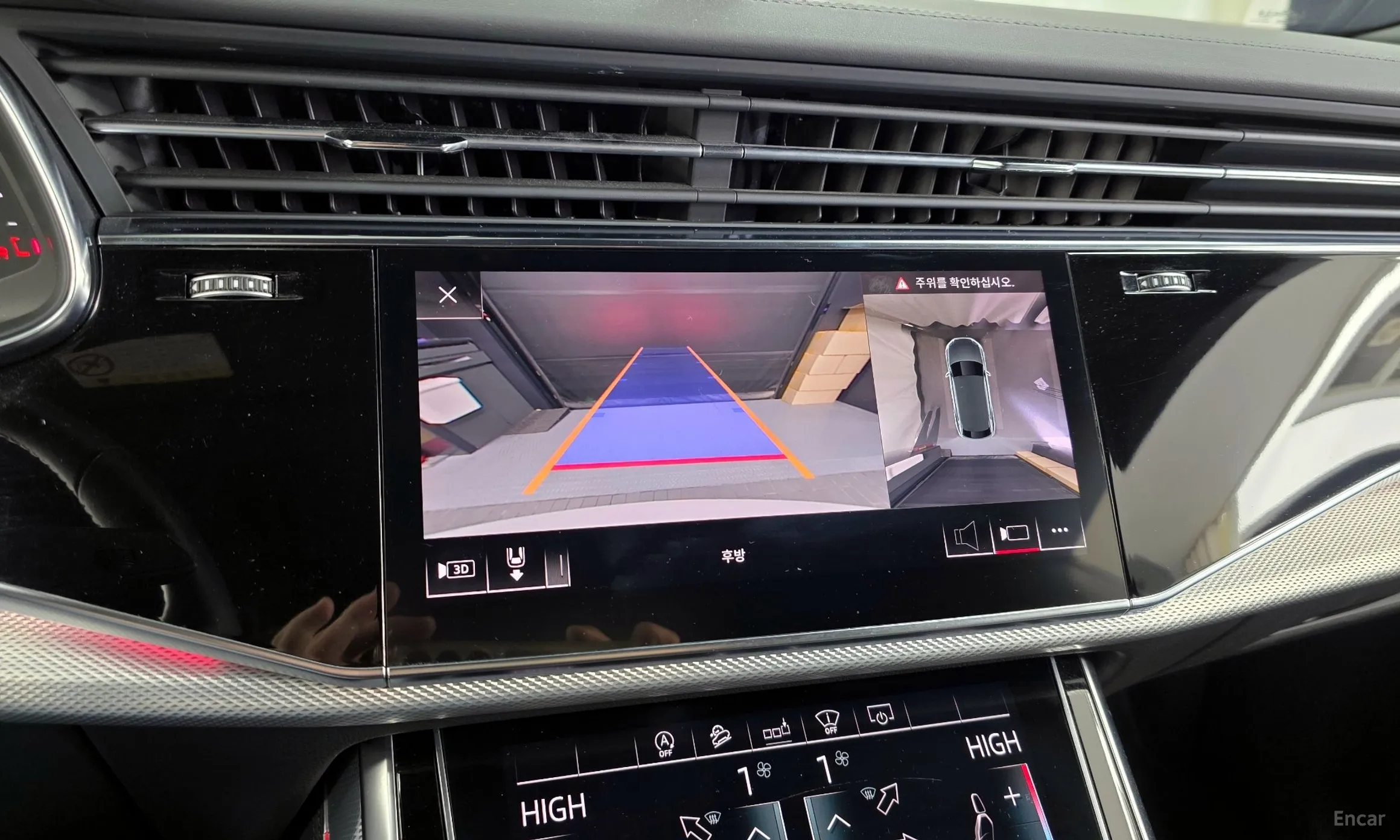 Audi Q8 (4M) превью 15