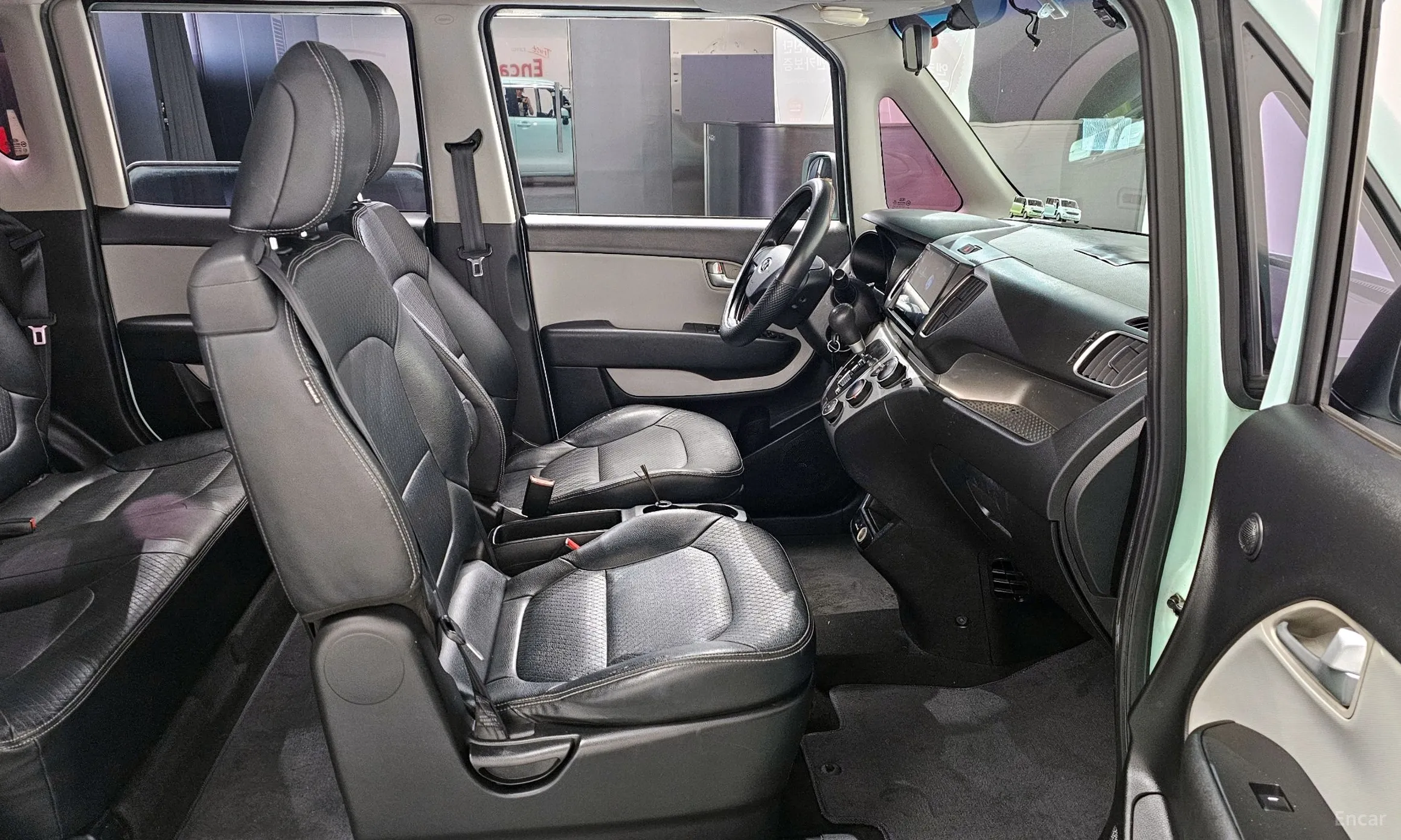 Kia Ray превью 10