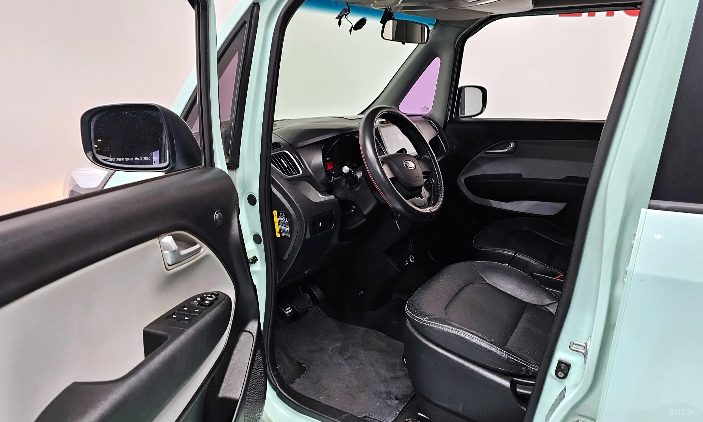 Kia Ray превью 11
