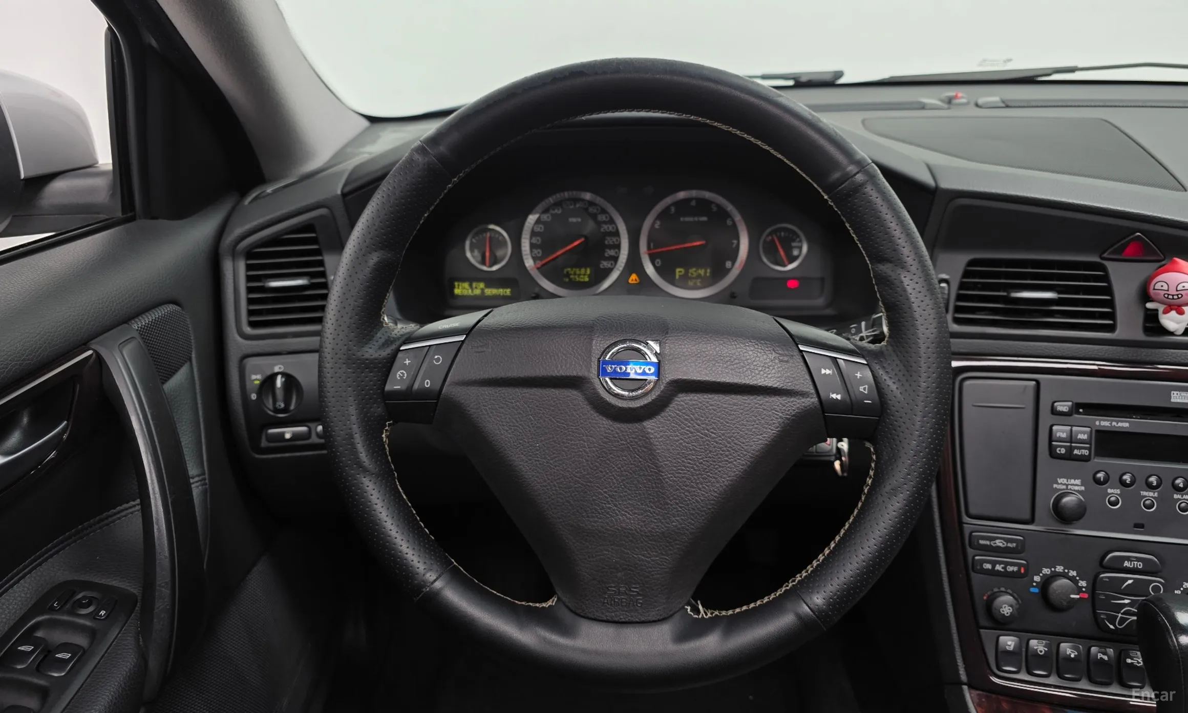 Volvo S60 превью 13