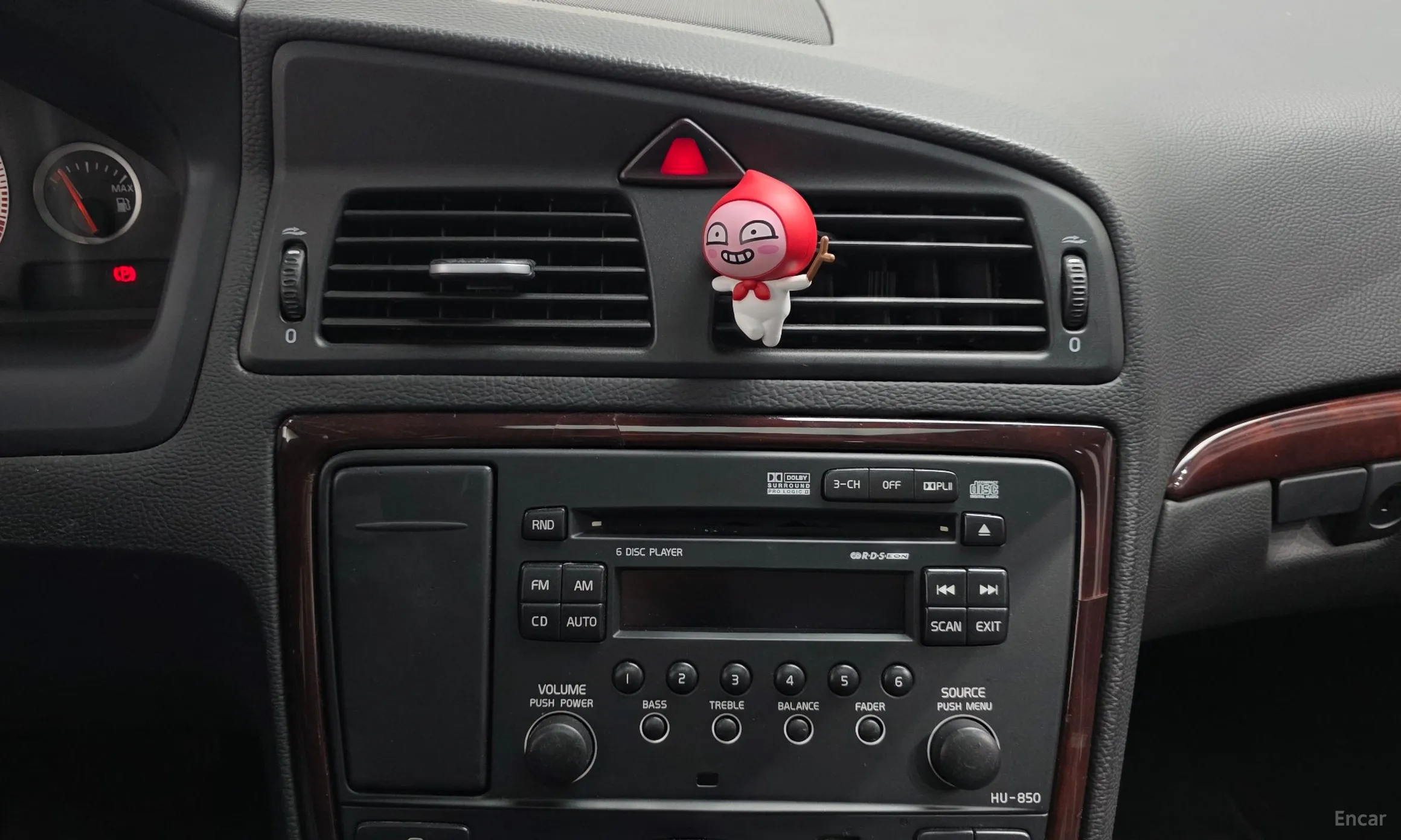 Volvo S60 превью 14