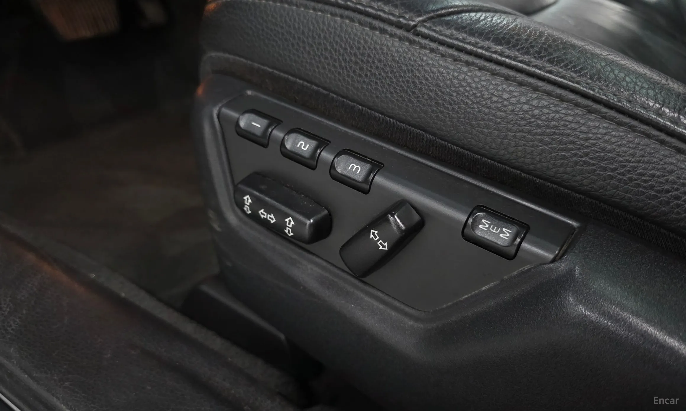 Volvo S60 превью 18