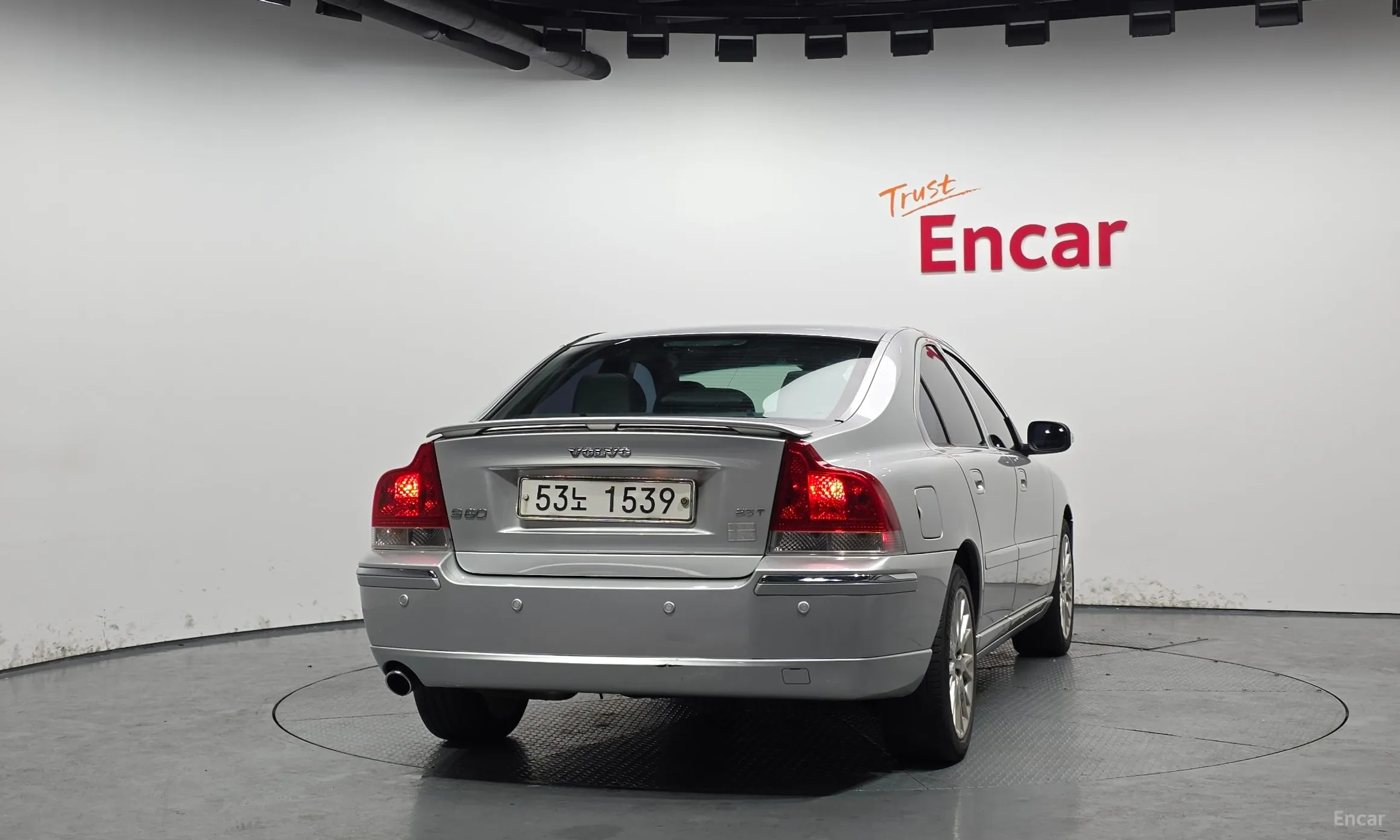 Volvo S60 превью 4