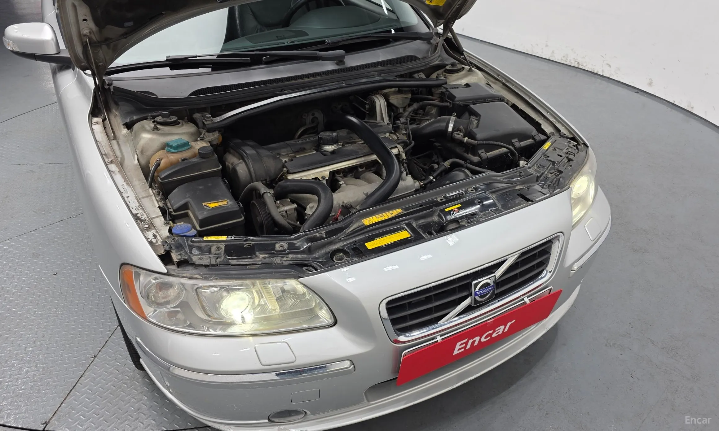 Volvo S60 превью 6