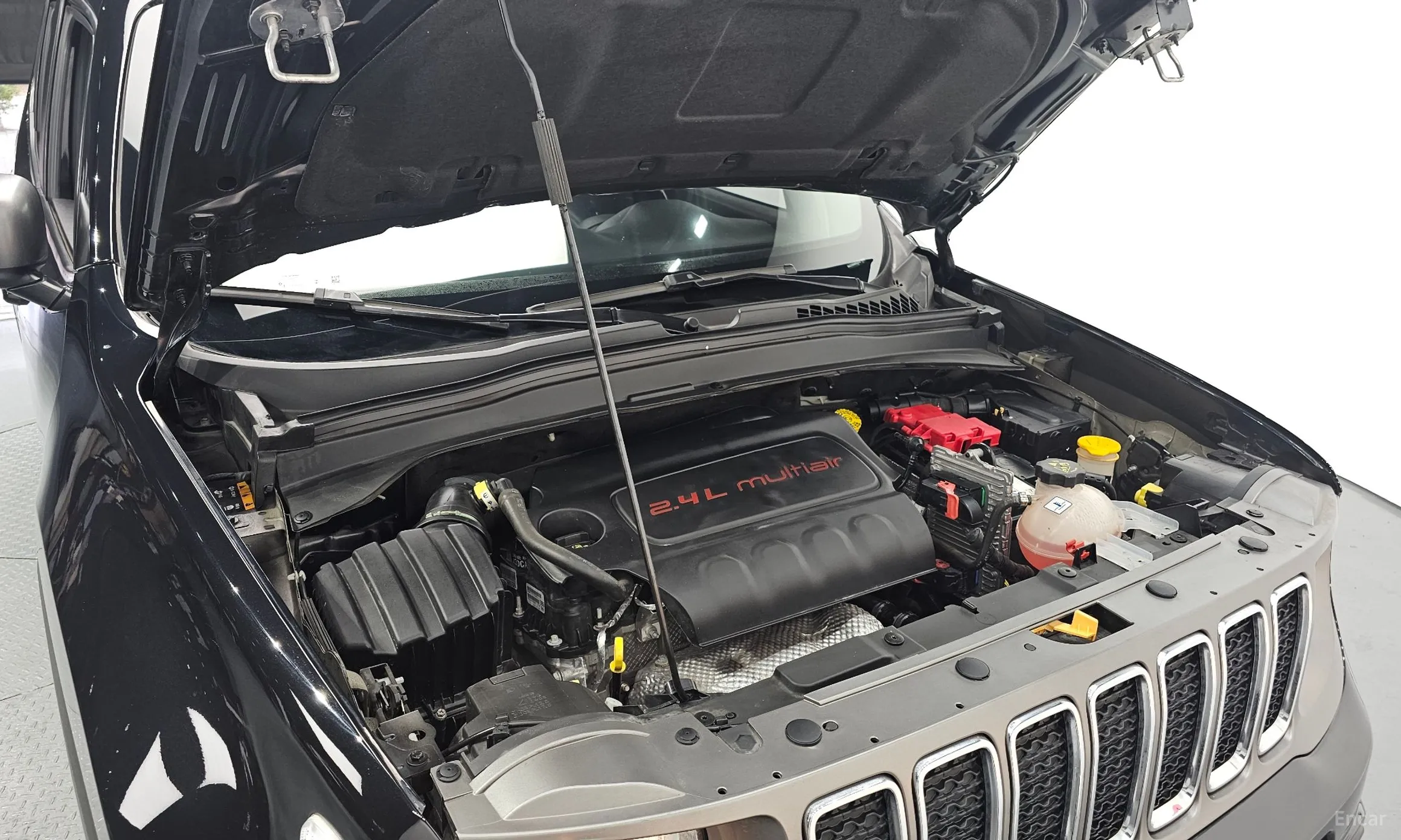 Jeep Renegade превью 6