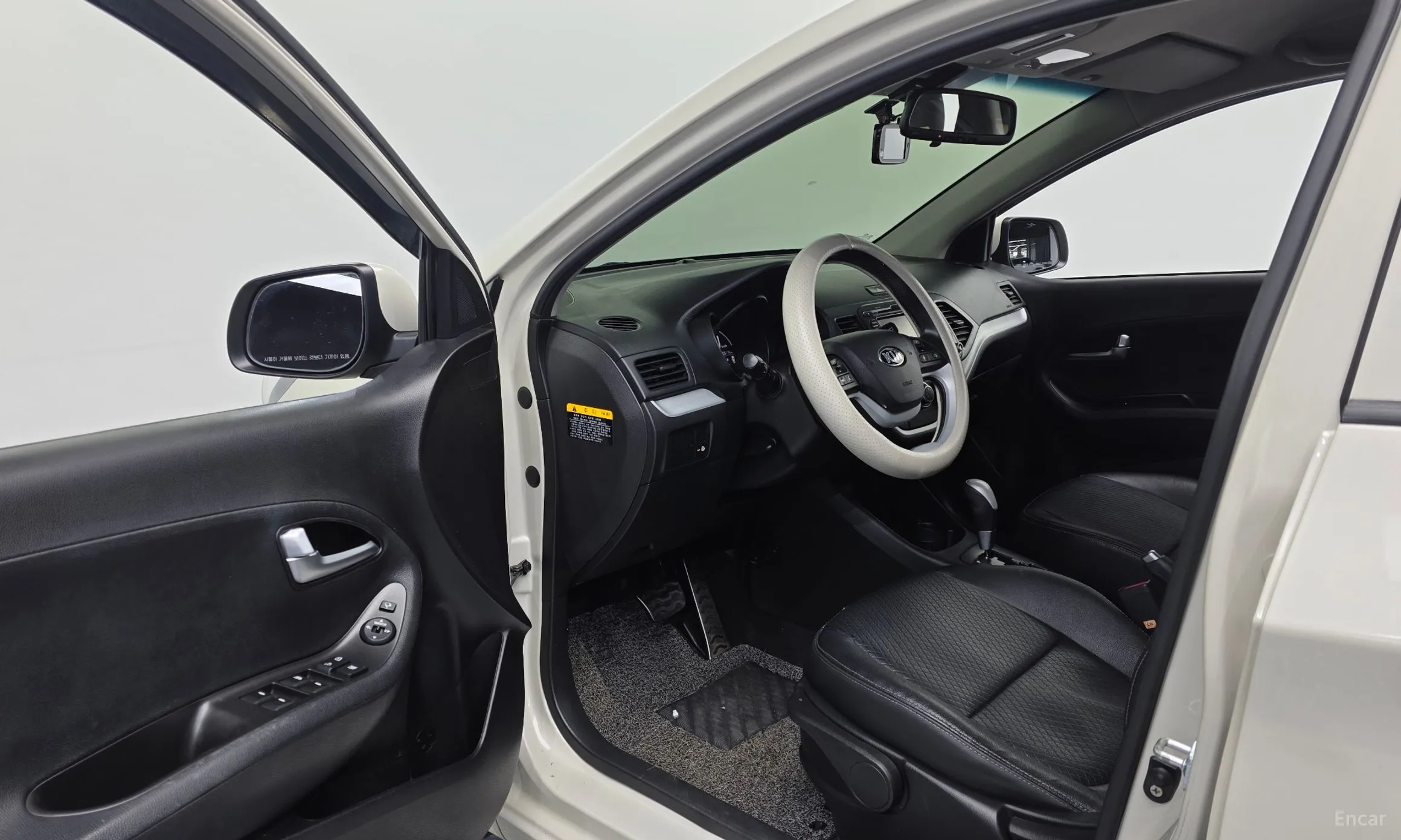 Kia morning превью 10