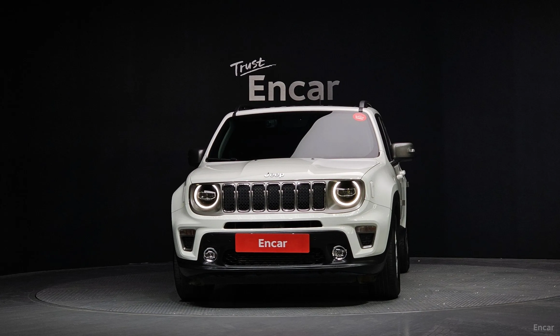Jeep Renegade превью 3