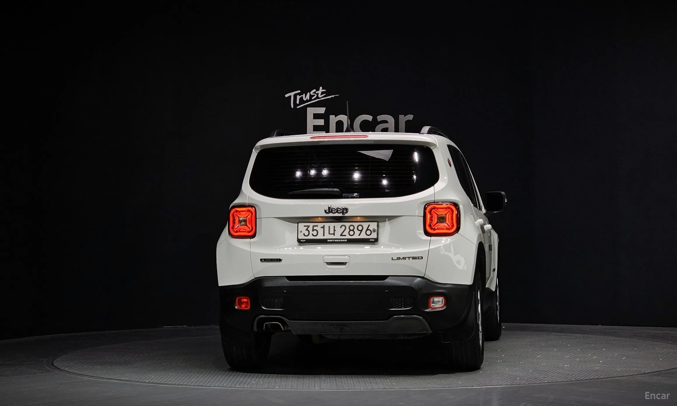 Jeep Renegade превью 4