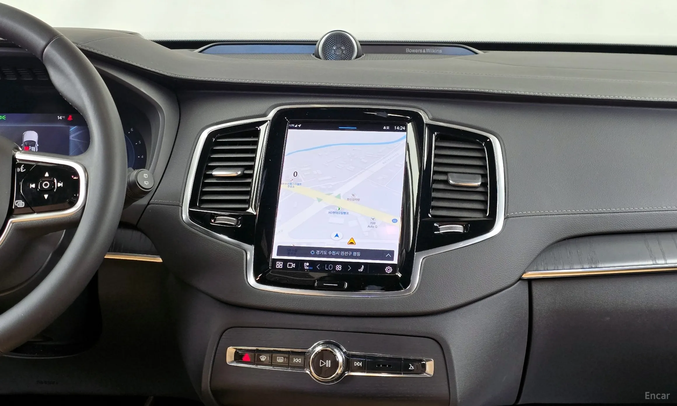 Volvo XC90 Gen 2 превью 14