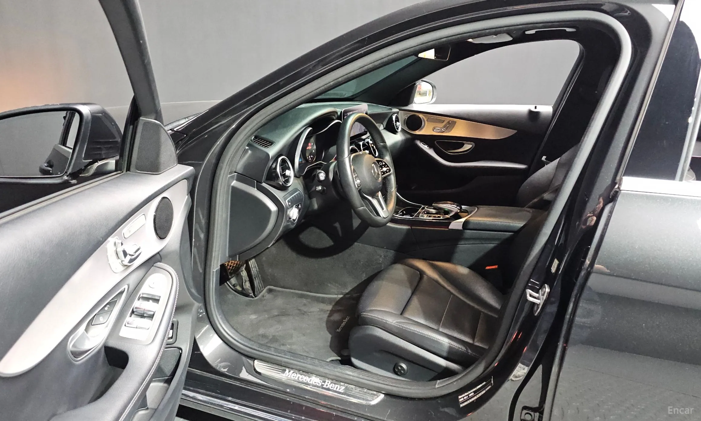 Mercedes Benz C-Class W205 превью 10