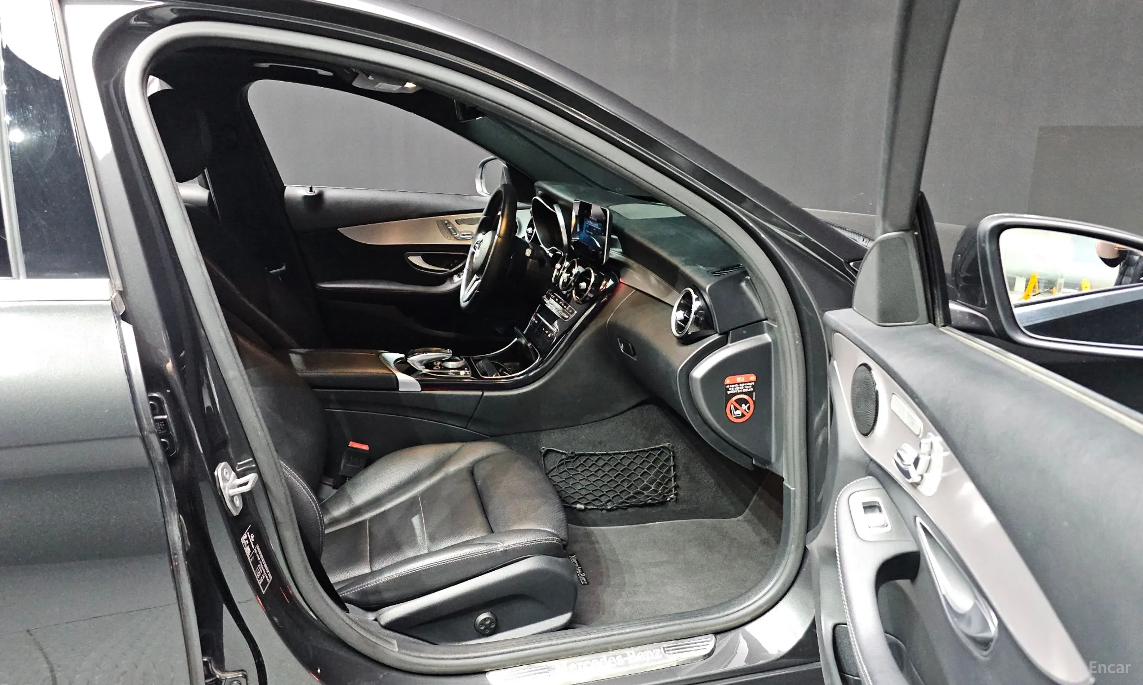 Mercedes Benz C-Class W205 превью 19