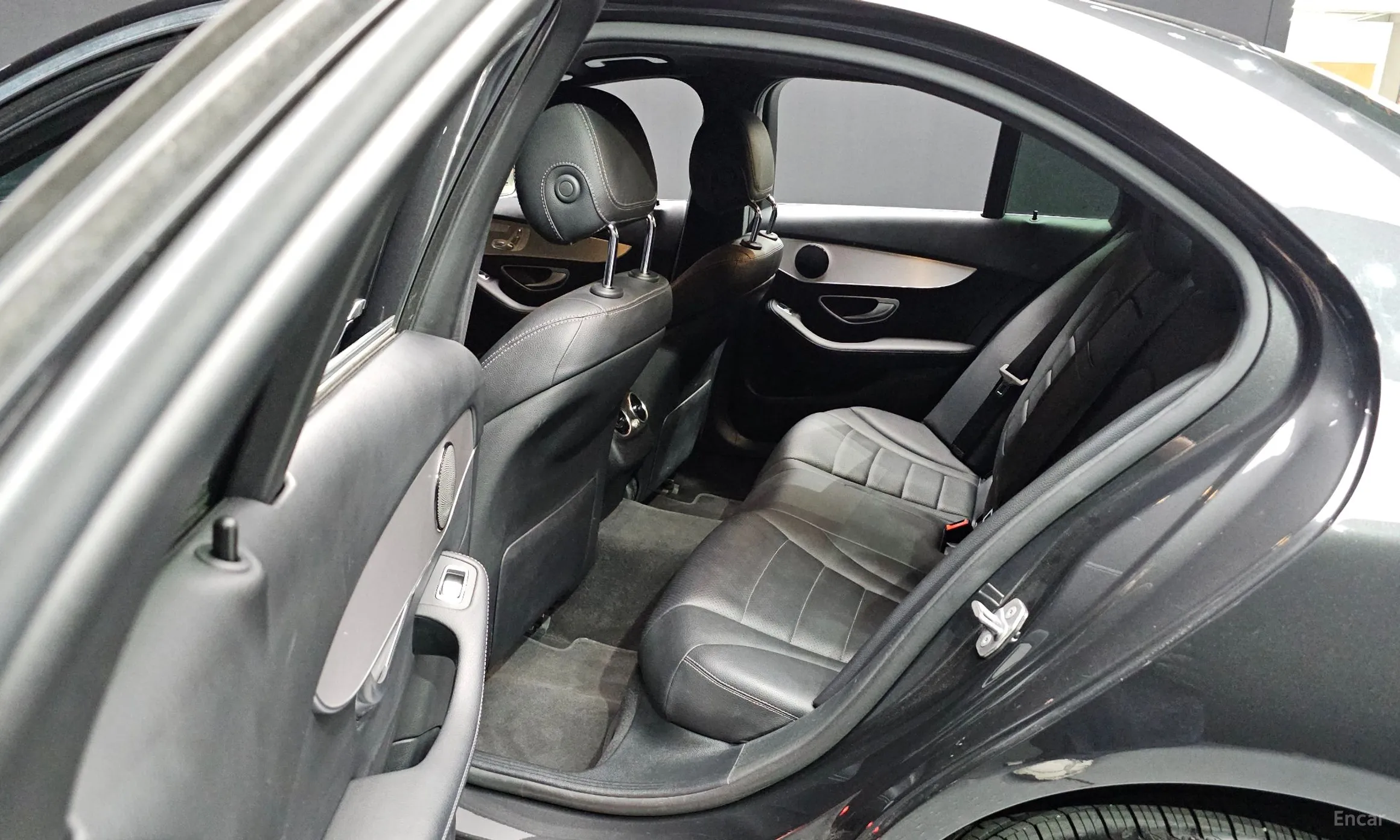 Mercedes Benz C-Class W205 превью 20