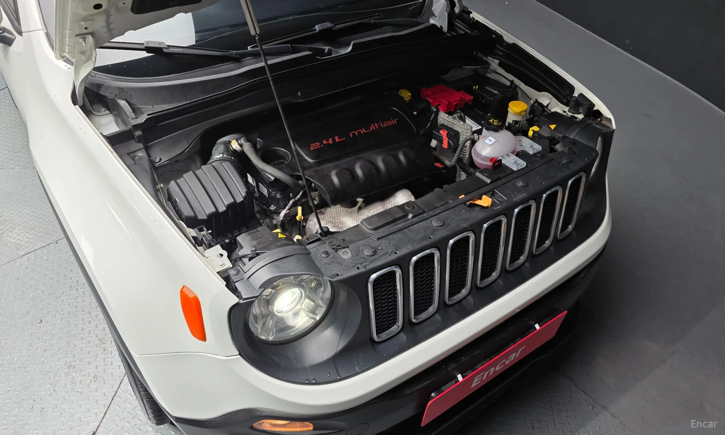 Jeep Renegade превью 6