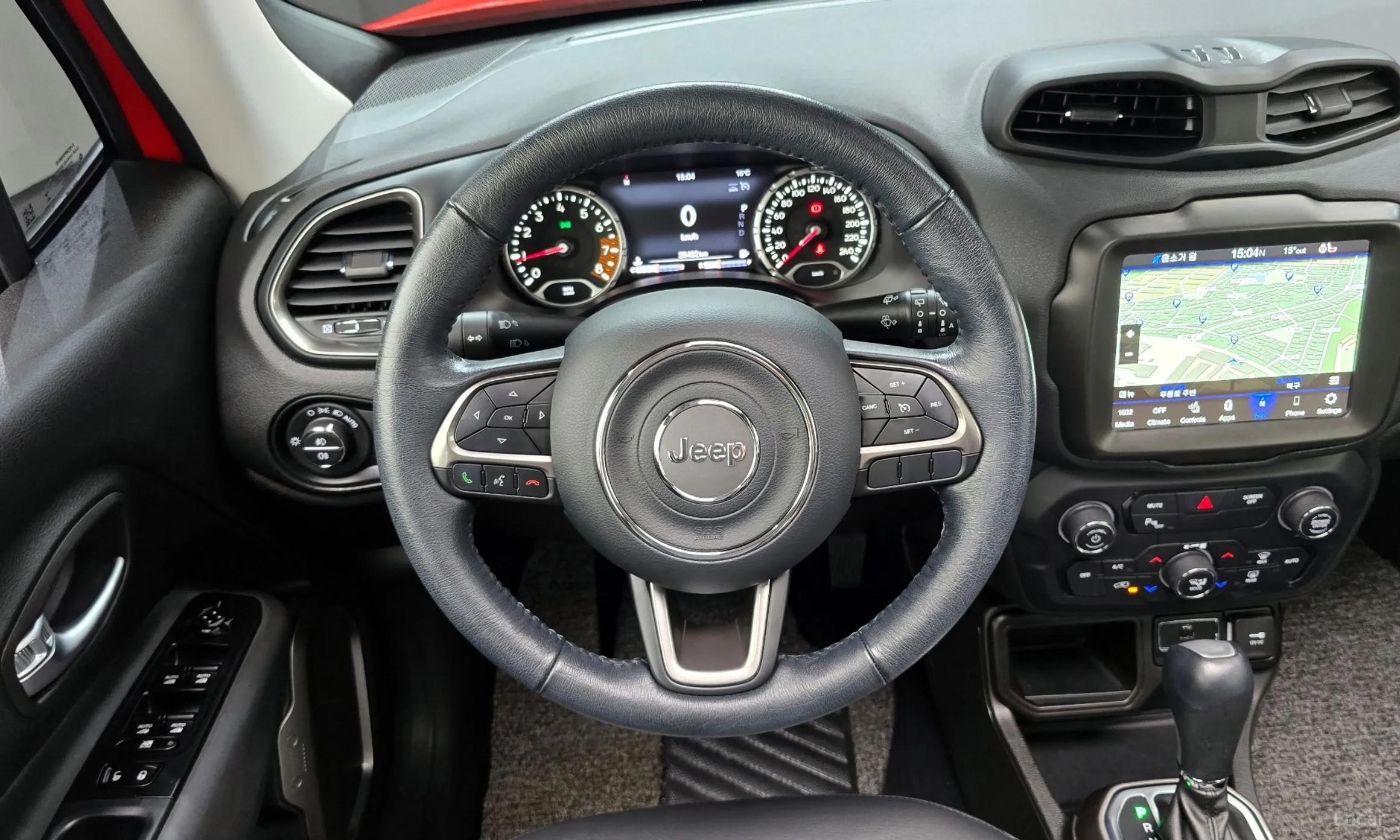 Jeep Renegade превью 14