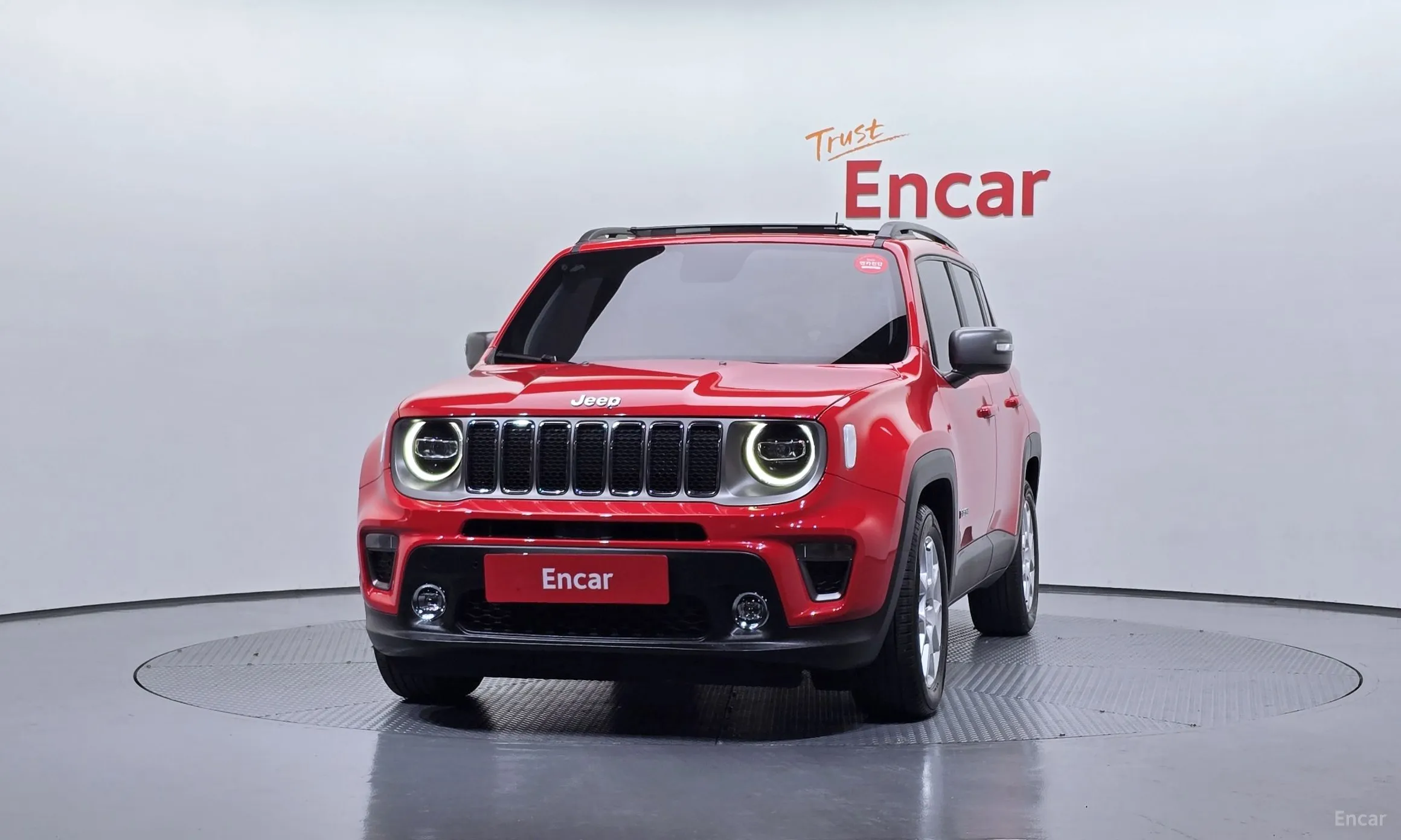 Jeep Renegade превью 3