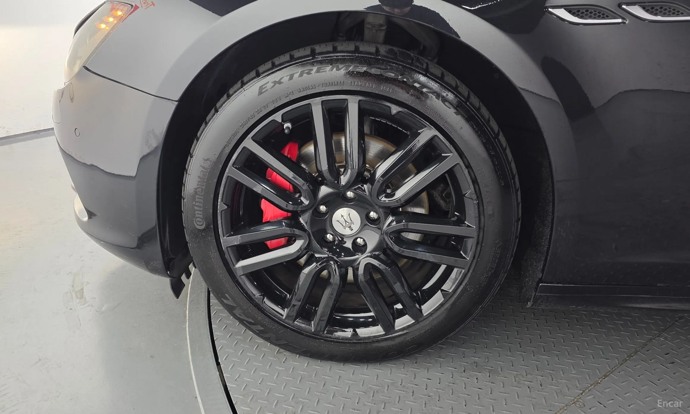 Maserati Ghibli превью 5