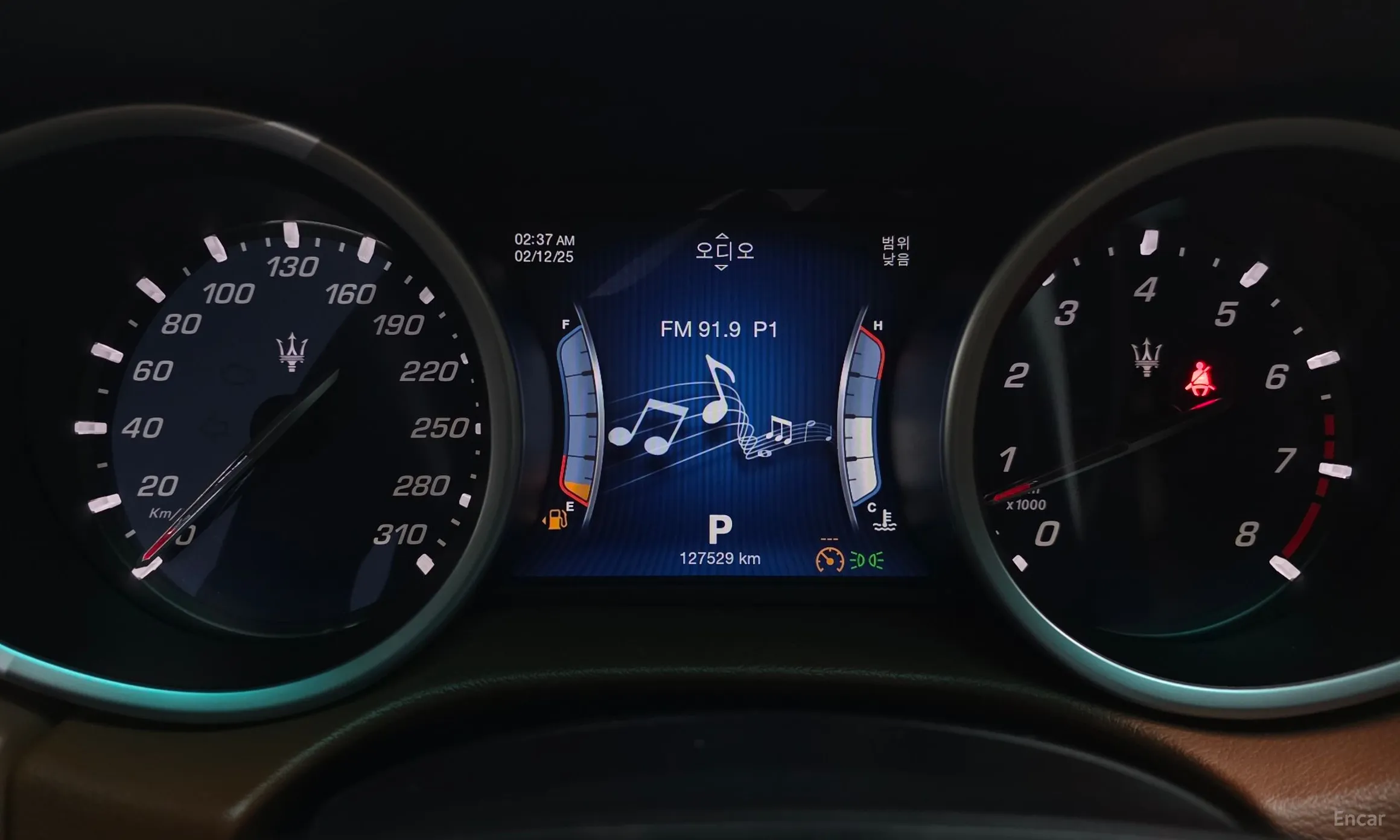 Maserati Ghibli превью 8