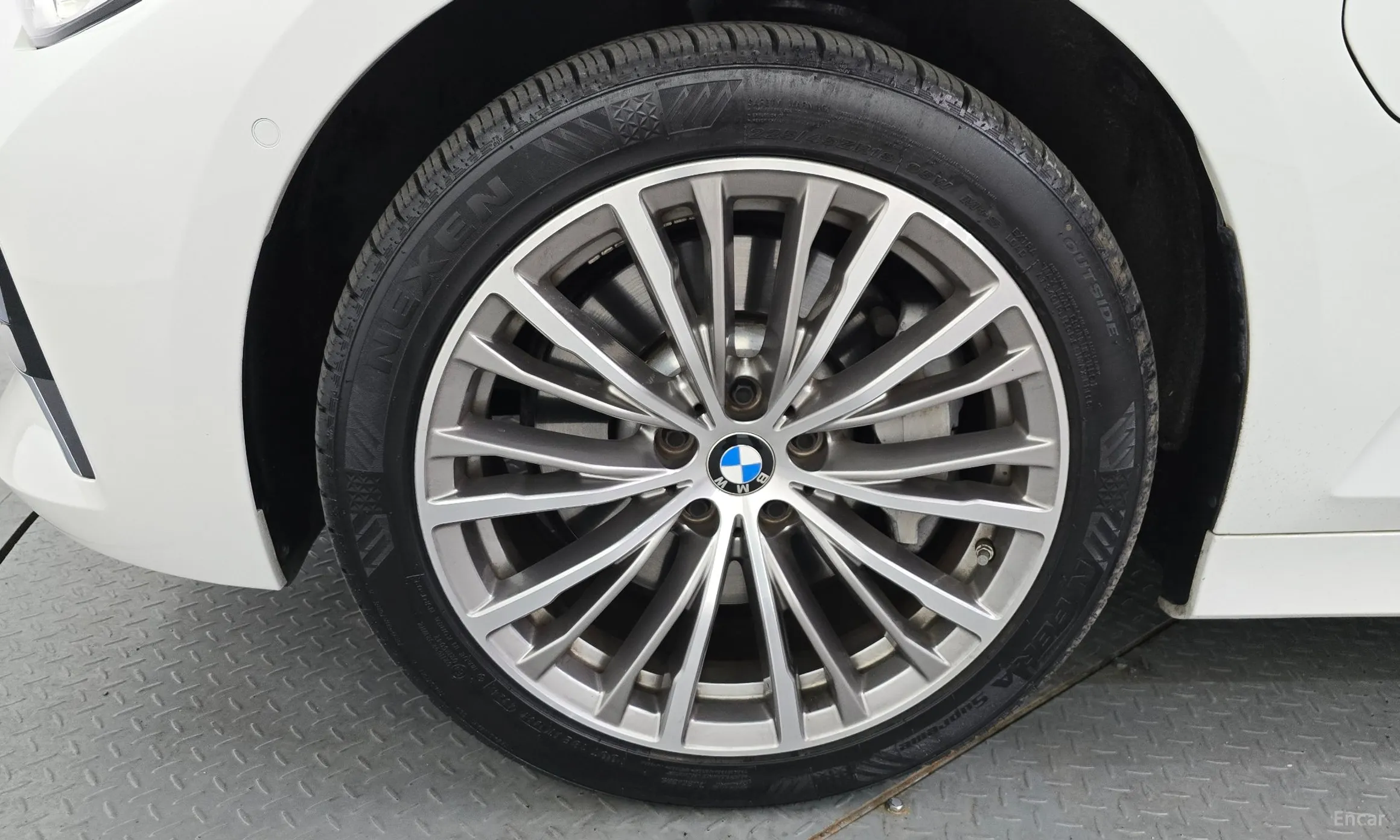 BMW 3 Series (G20) превью 5