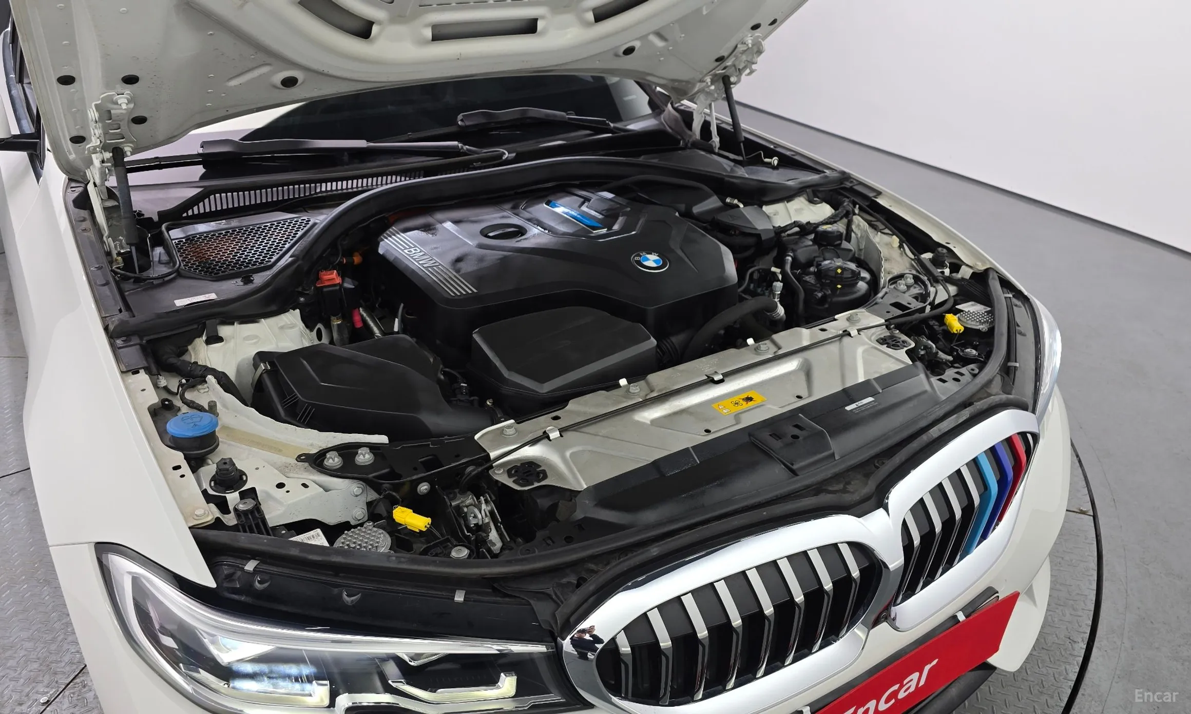BMW 3 Series (G20) превью 6