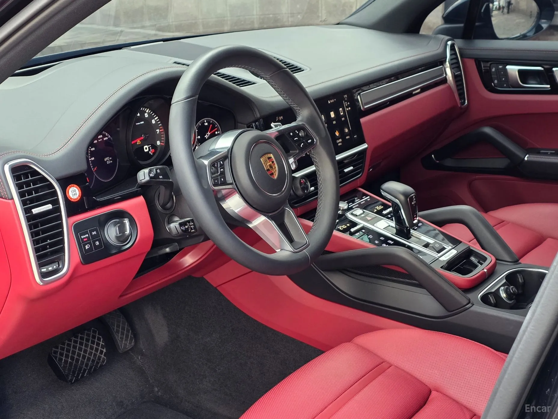 Porsche Cayenne (PO536) превью 7