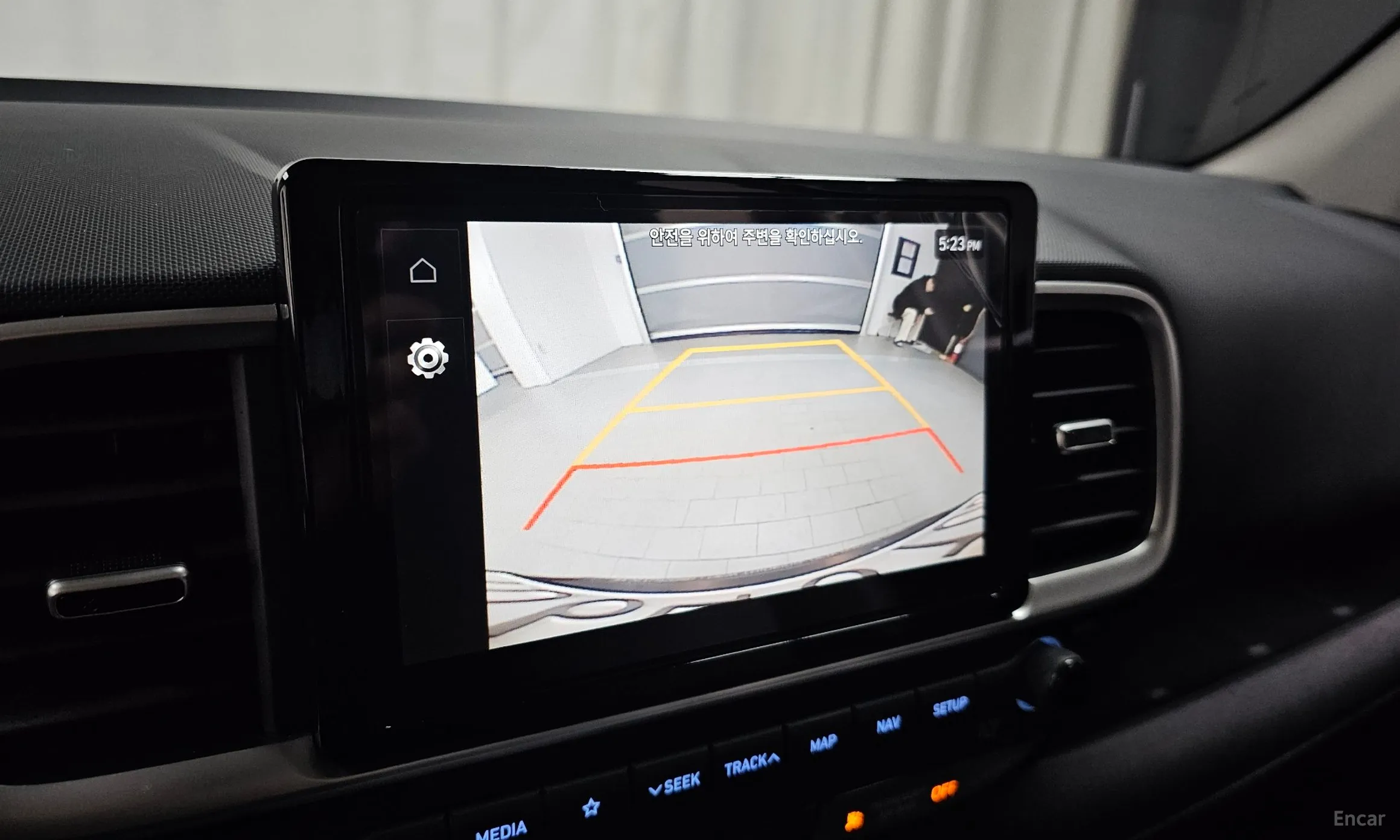 Hyundai Venue превью 18