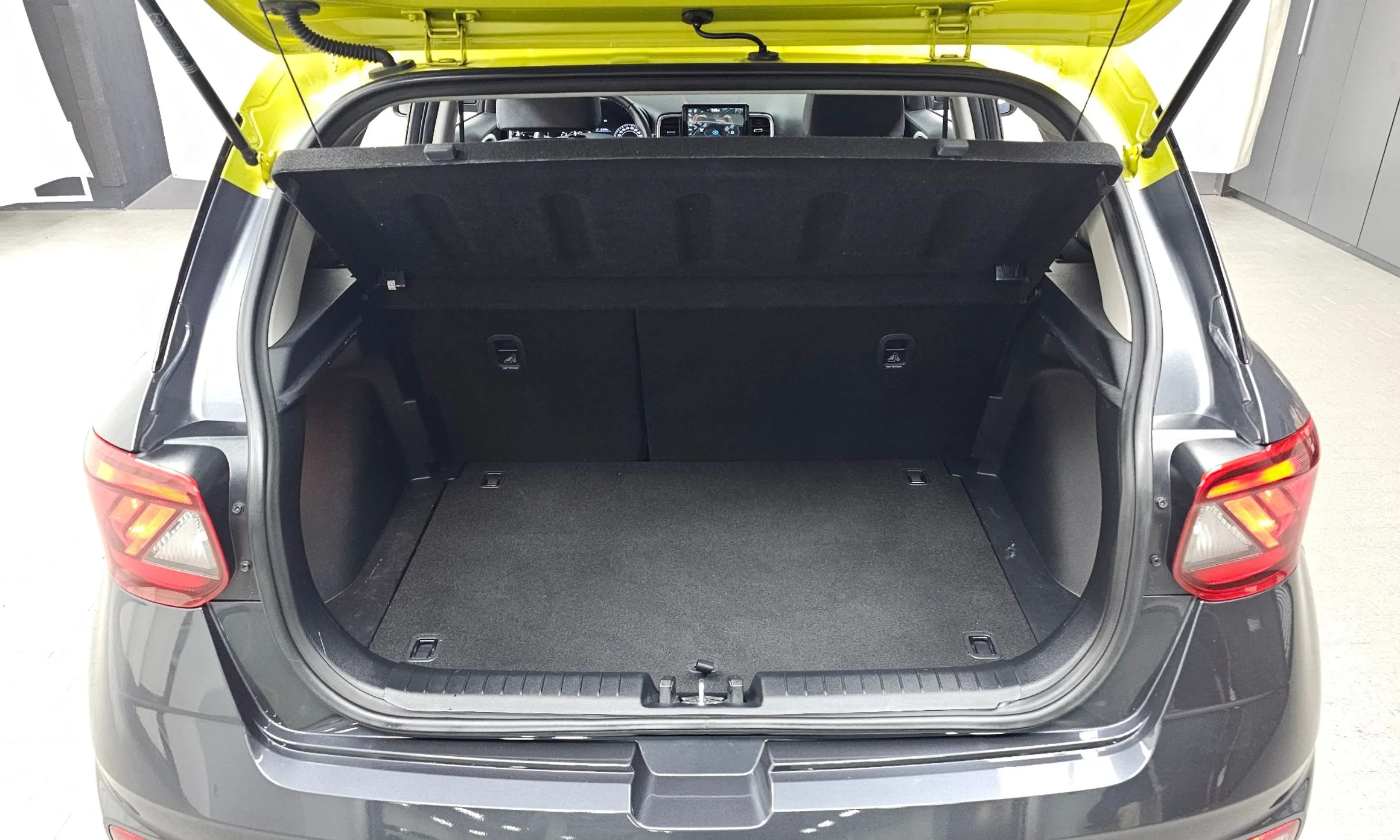 Hyundai Venue превью 20