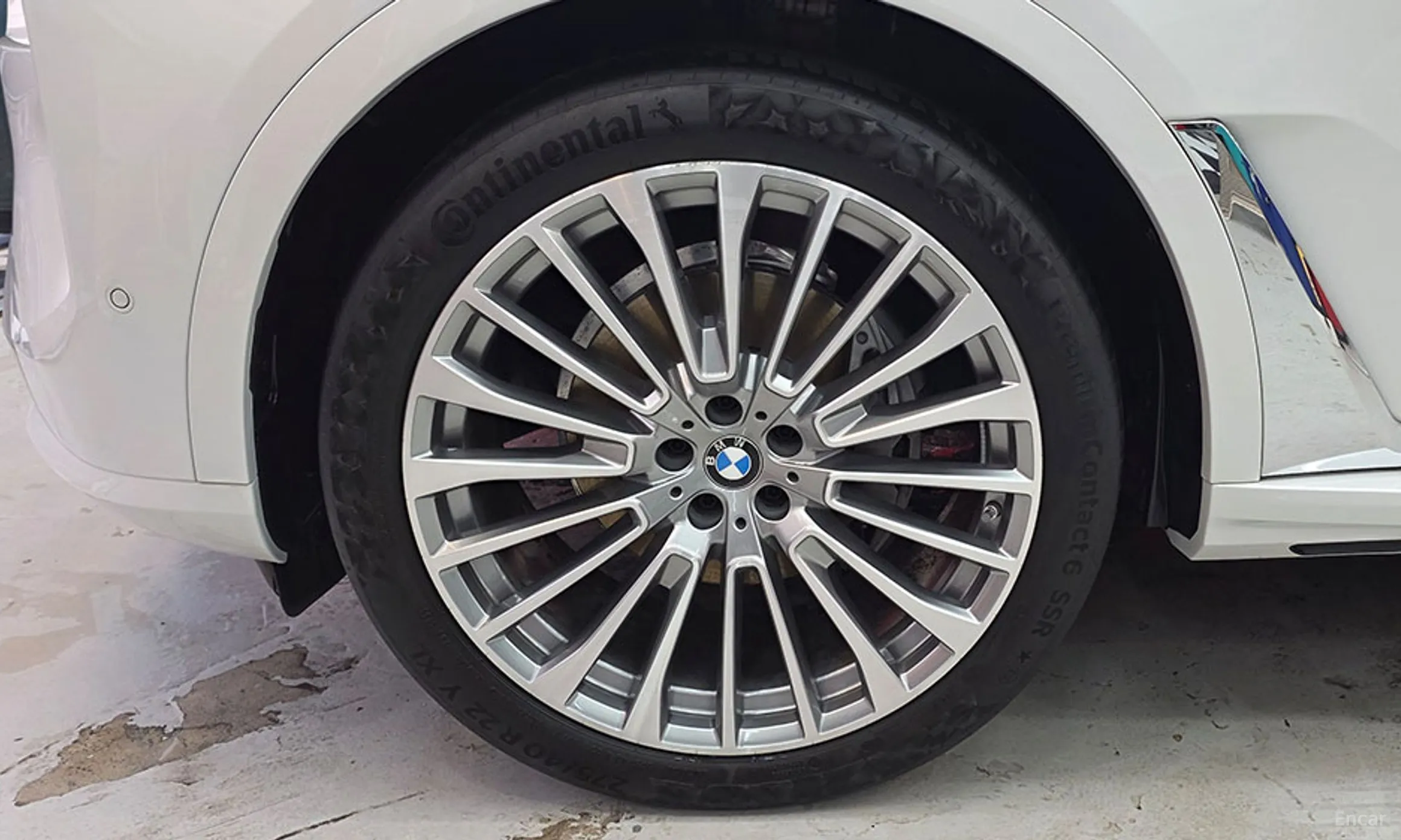 BMW X7 (G07) превью 19
