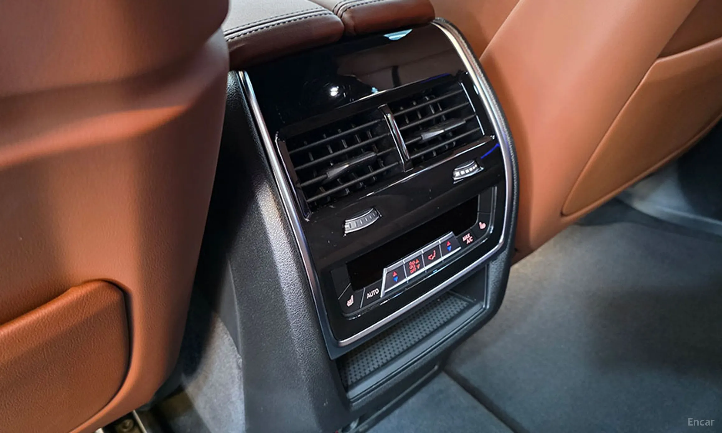 BMW X7 (G07) превью 8