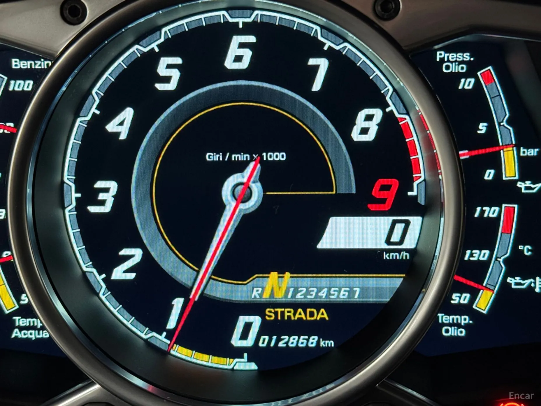 Lamborghini Aventador превью 5