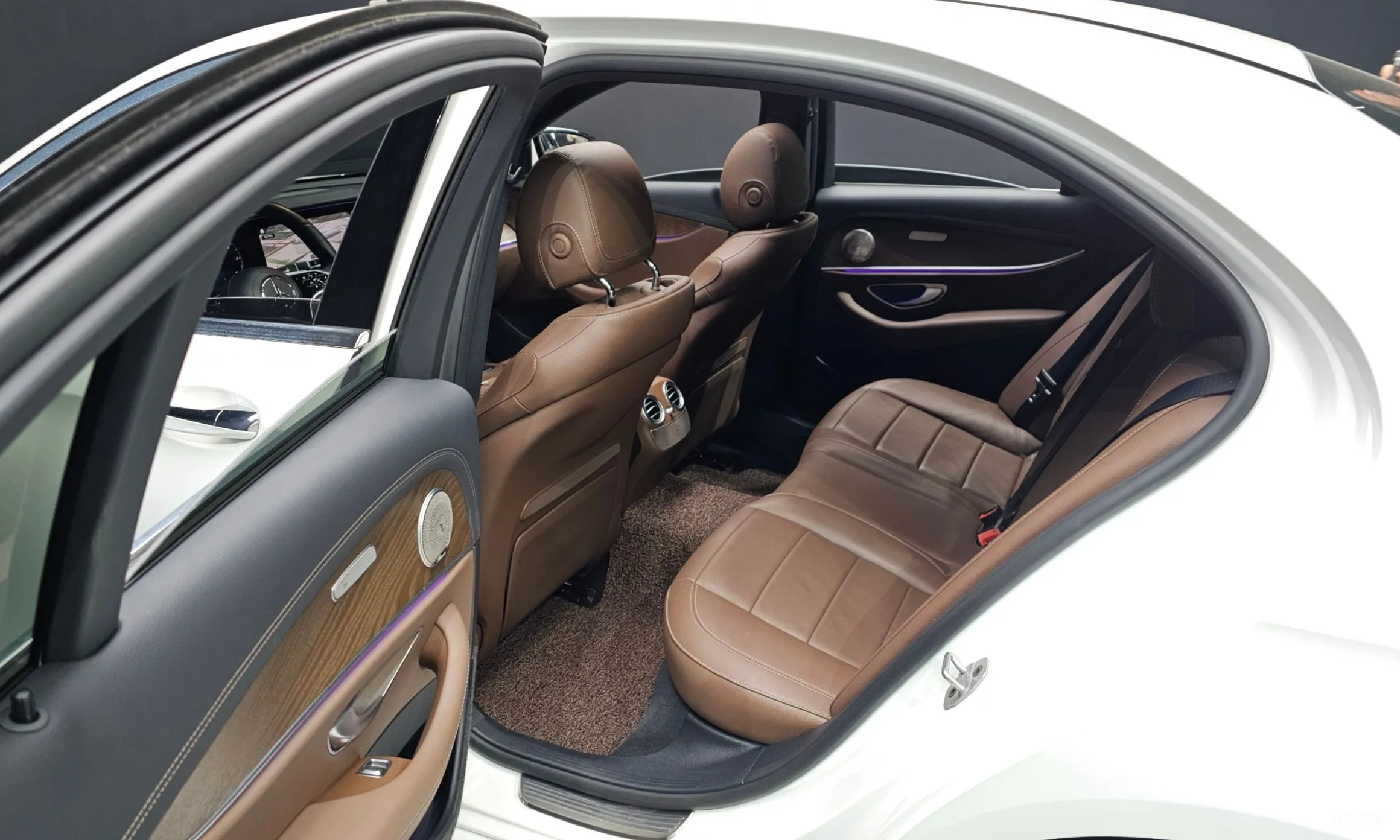 Mercedes Benz E-Class W213 превью 13