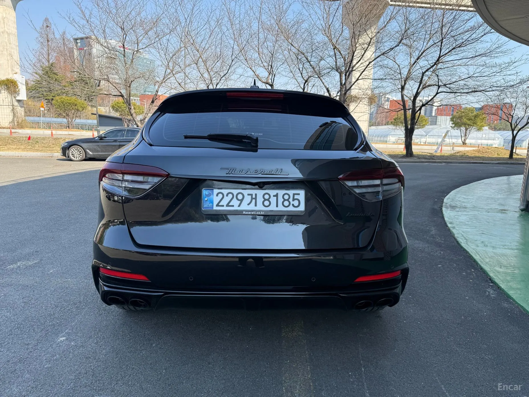 Maserati Levante превью 5