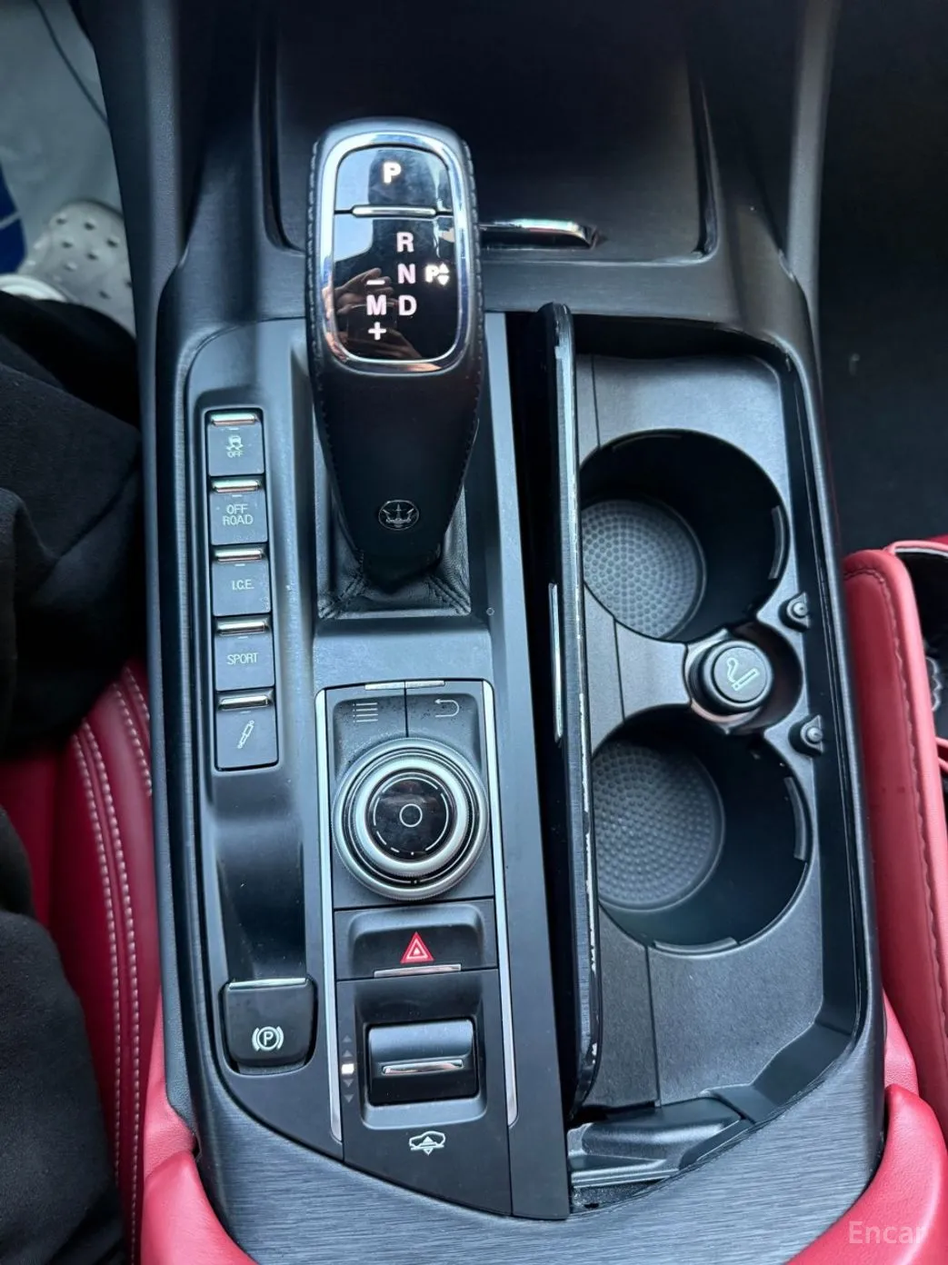Maserati Levante превью 9