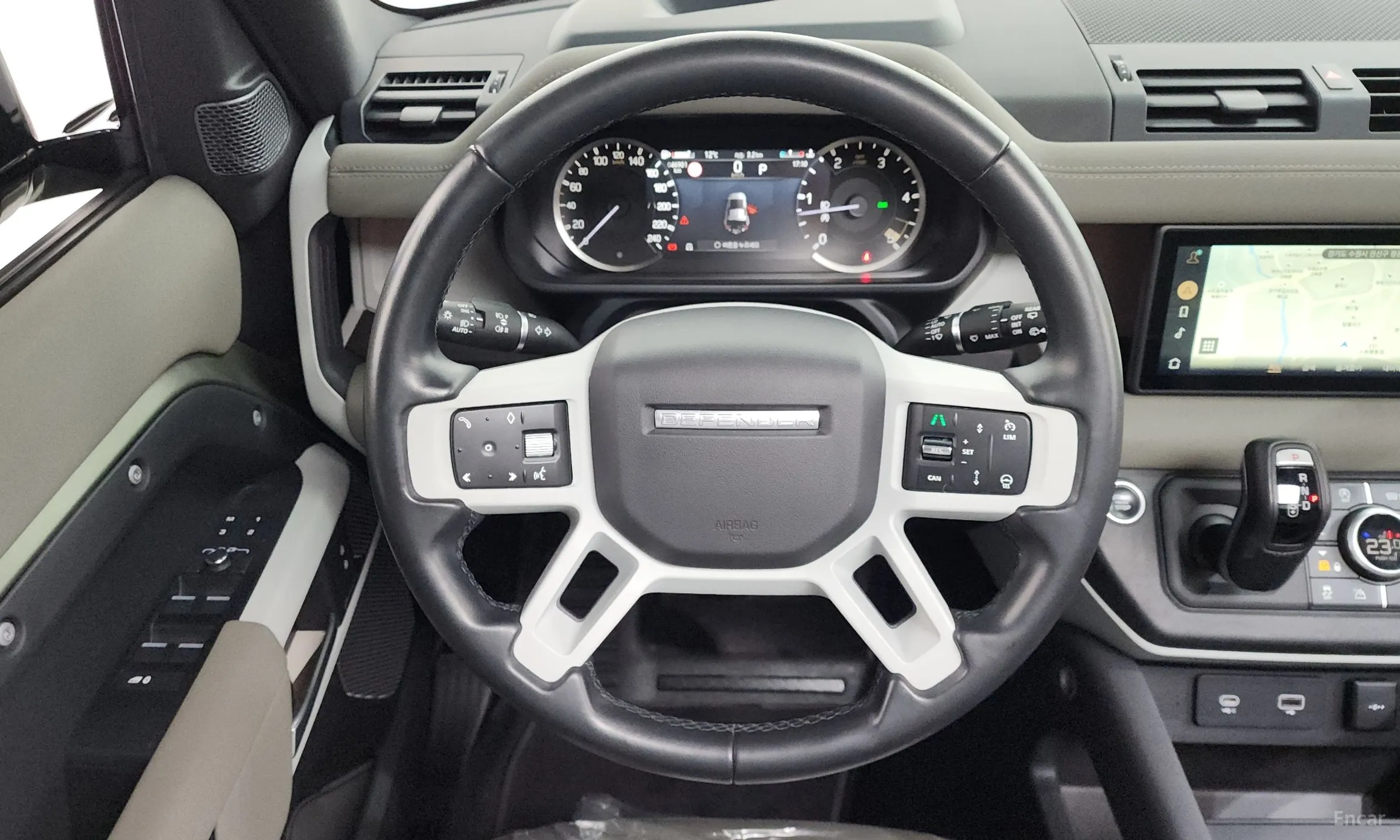 Land Rover Defender (L663) превью 13