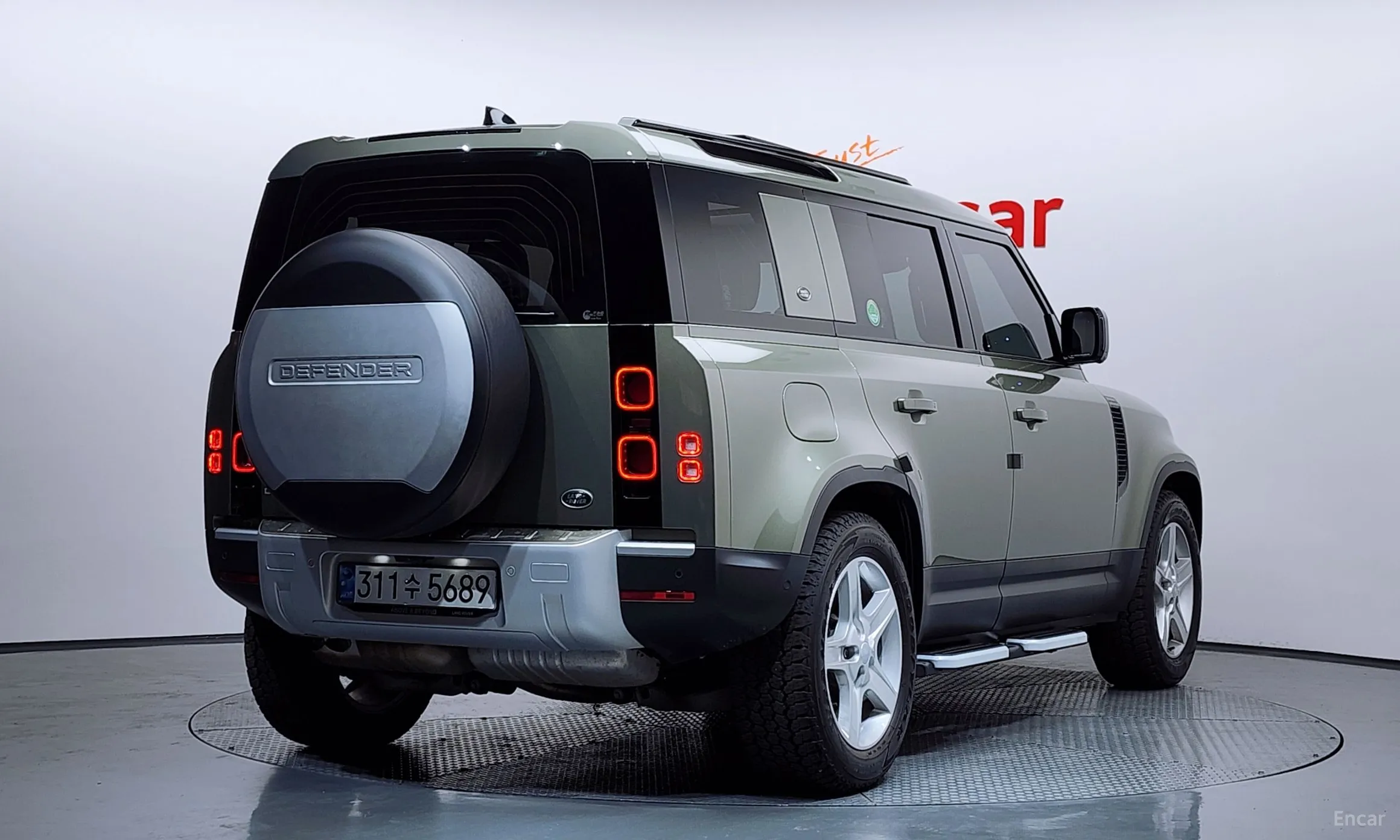 Land Rover Defender (L663)