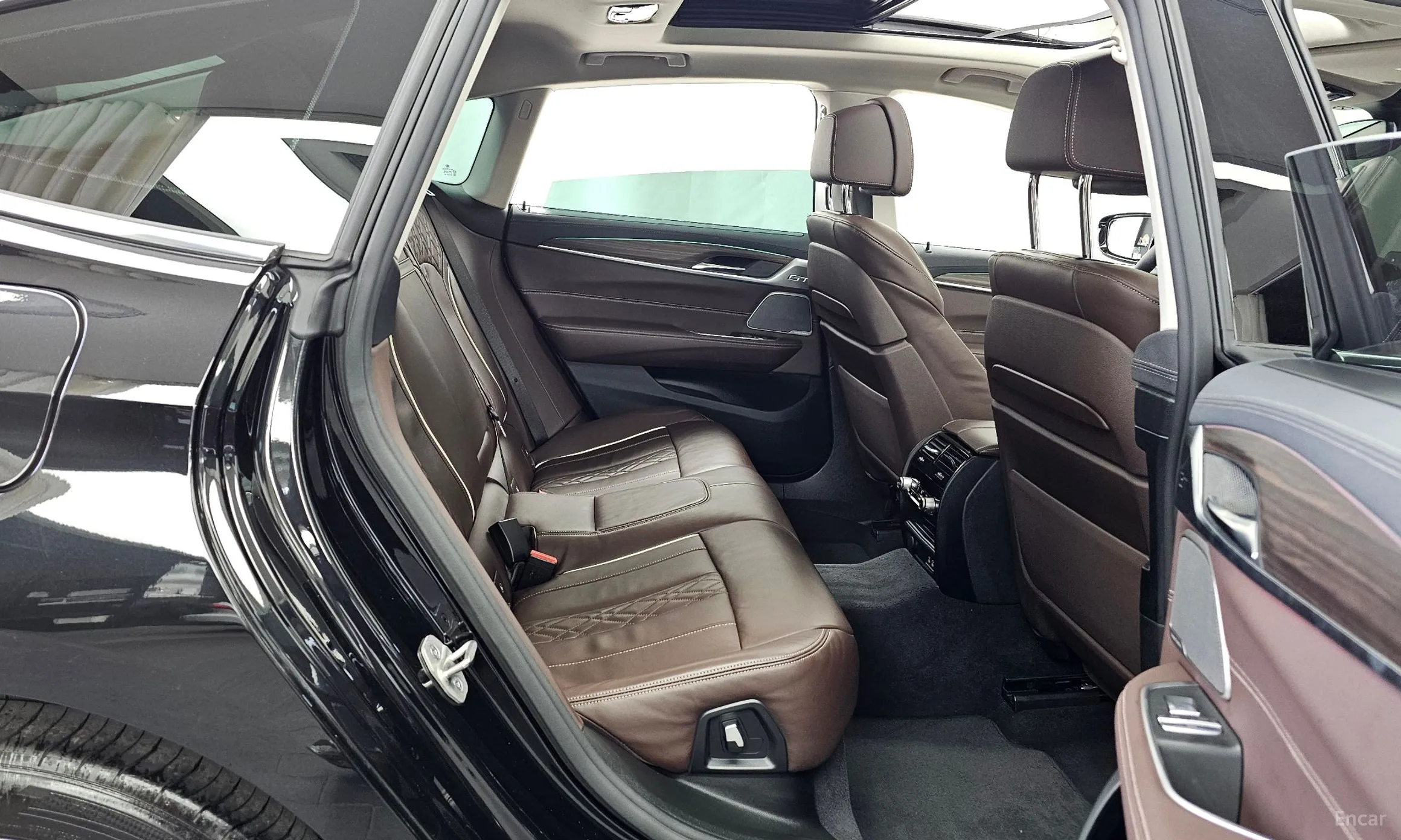 BMW 6-Series GT (G32) превью 12