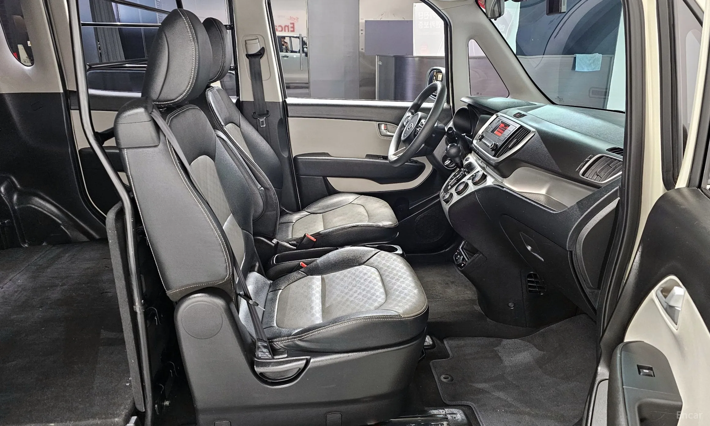 Kia Ray превью 10