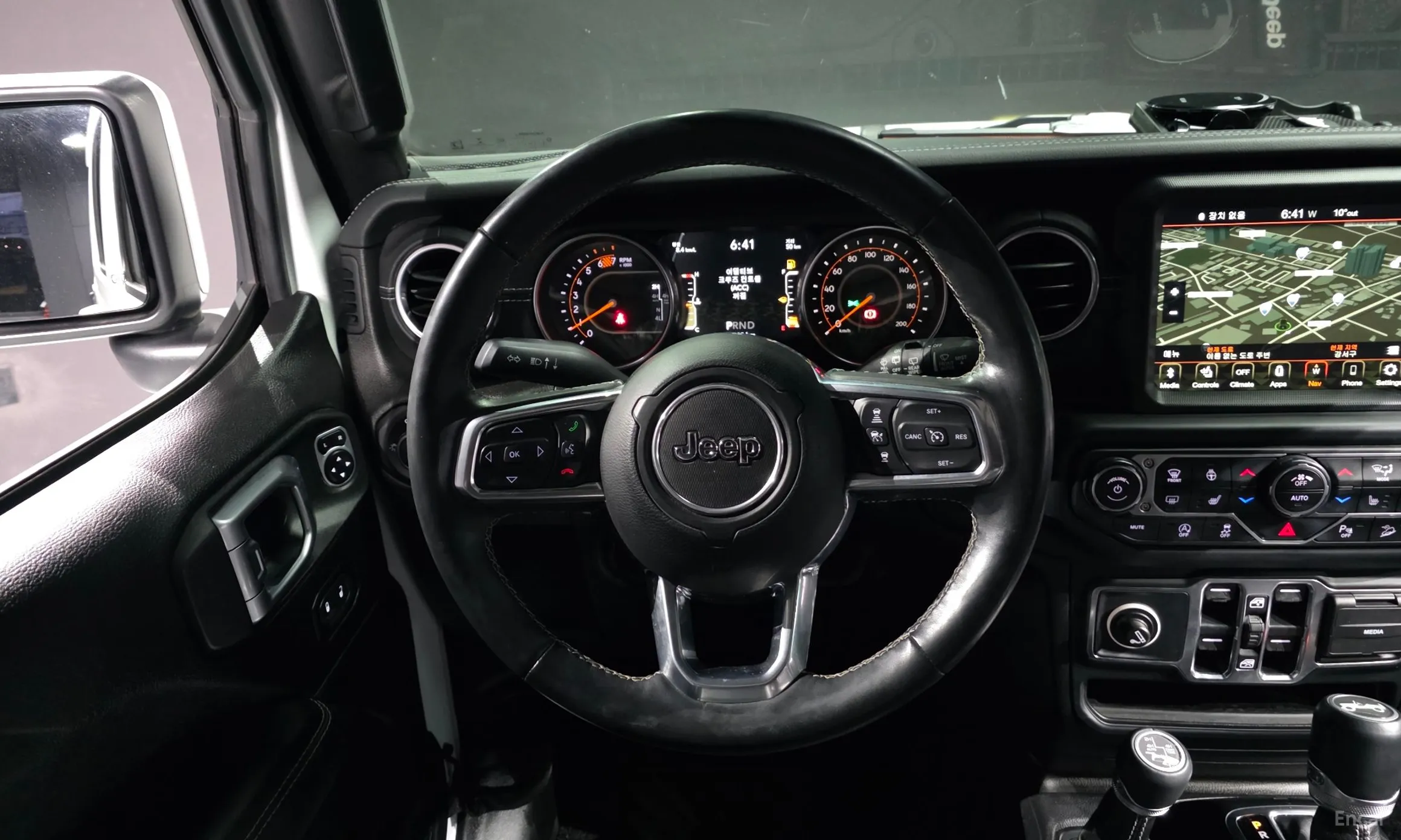 Jeep Wrangler (JL) превью 13