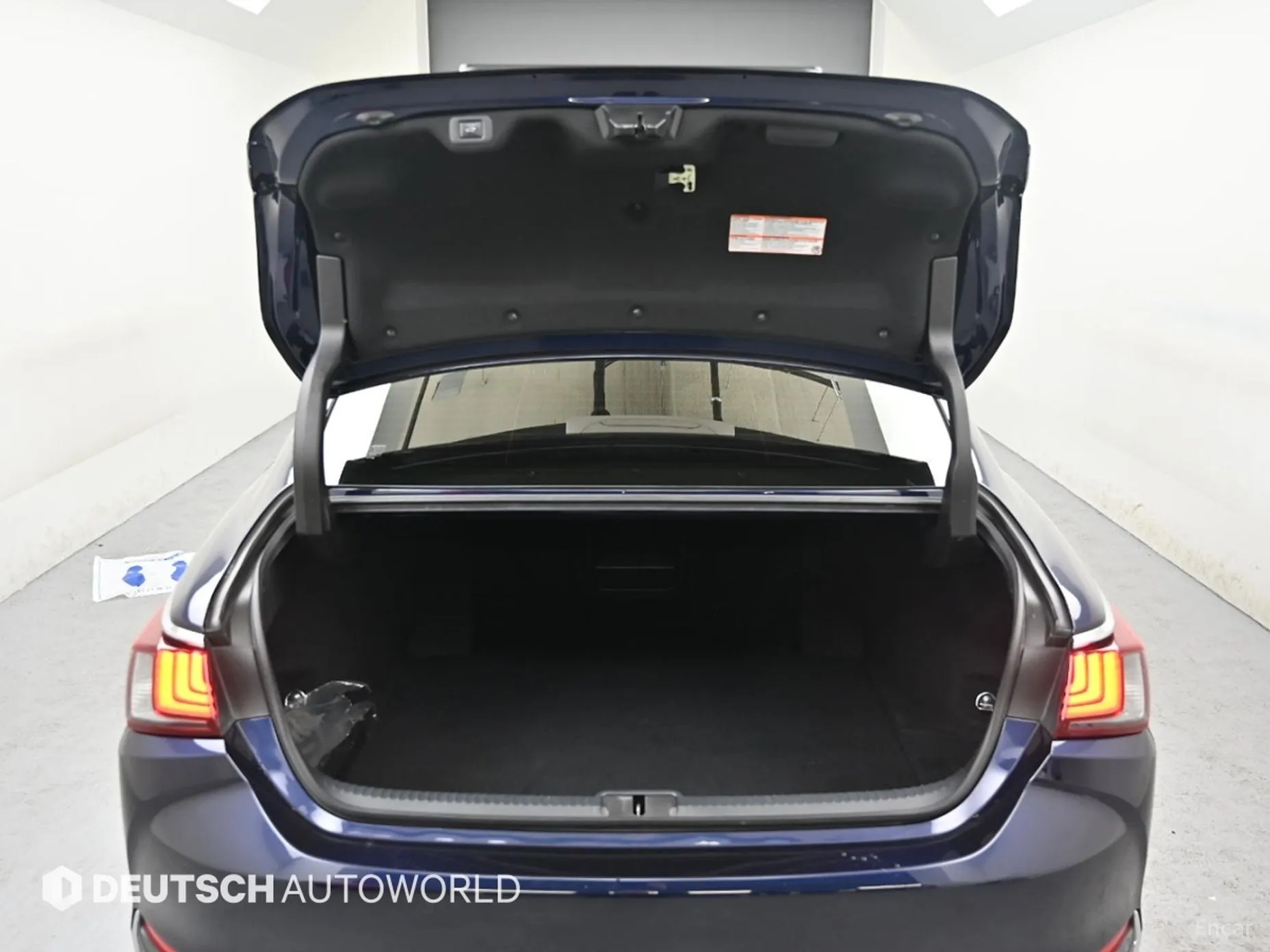 Lexus ES300h 7th Generation превью 19