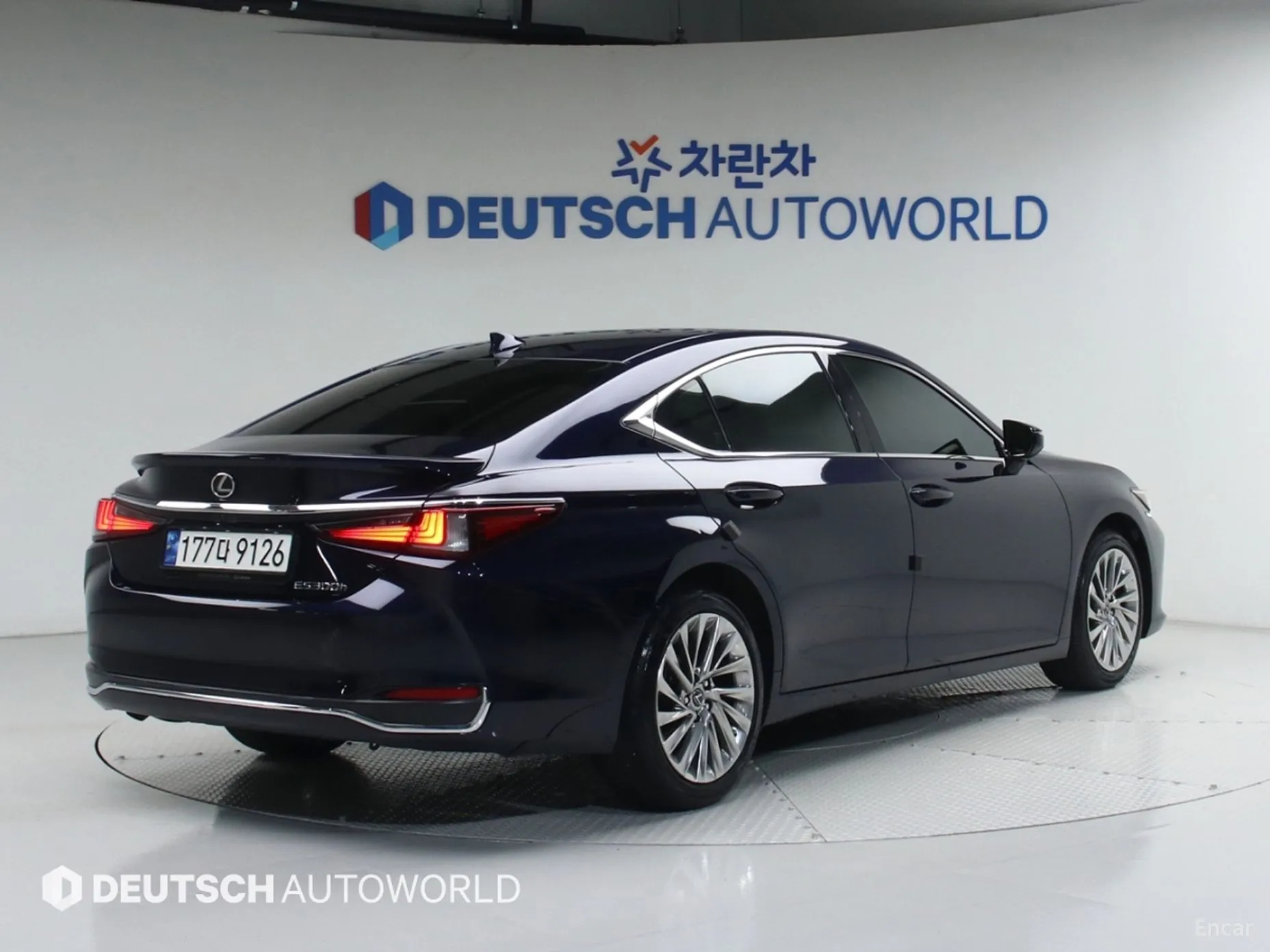 Lexus ES300h 7th Generation превью 3