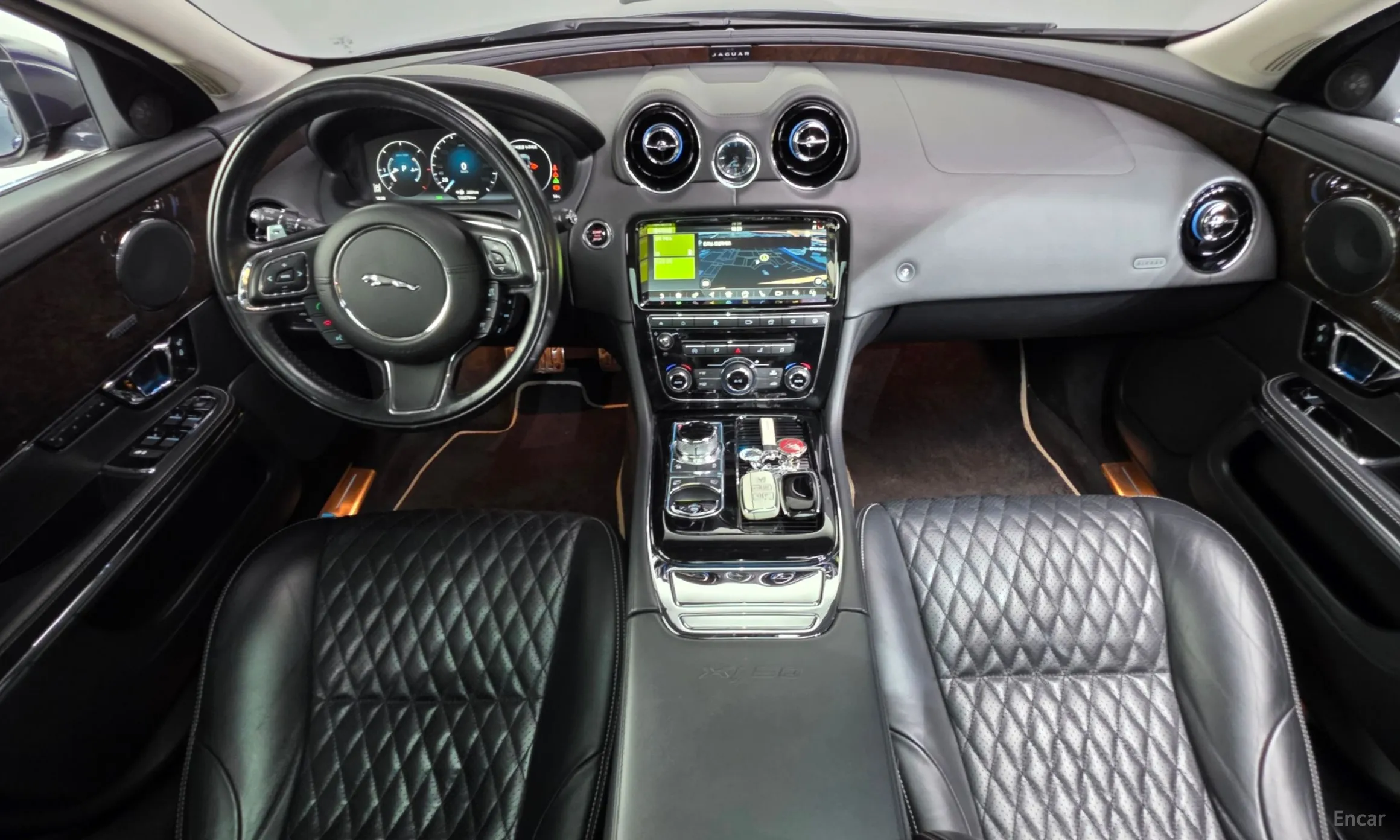 Jaguar All New XJ превью 7