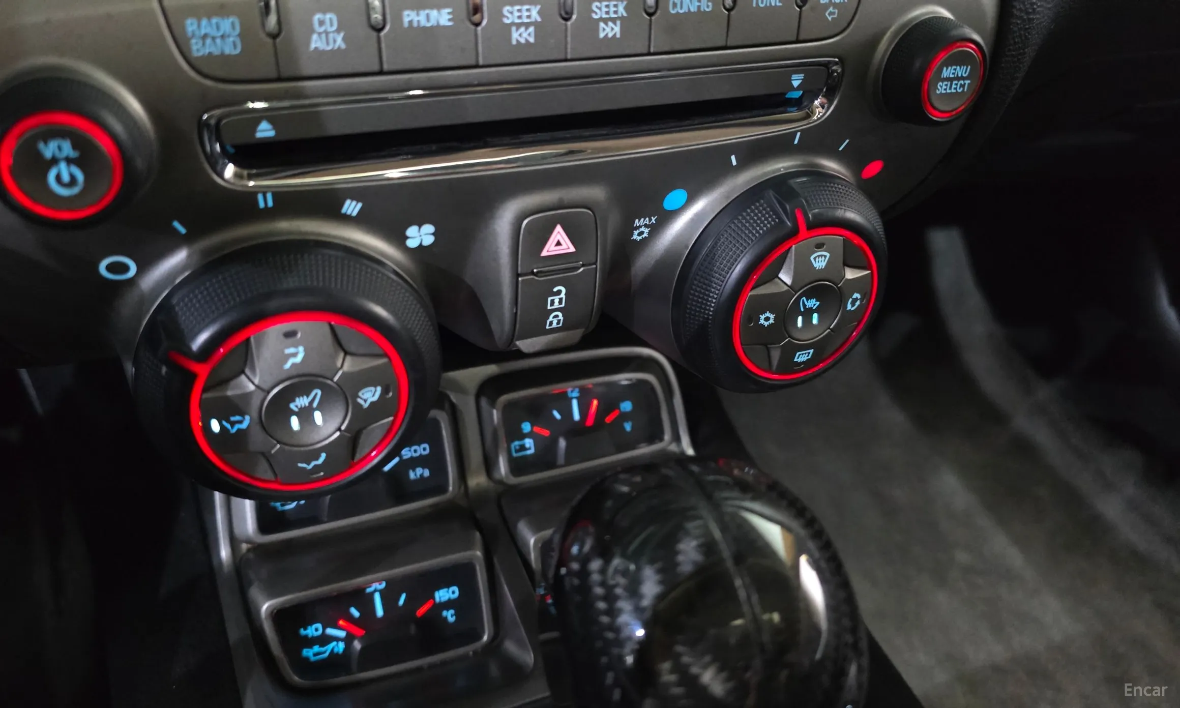 Chevrolet Camaro превью 16