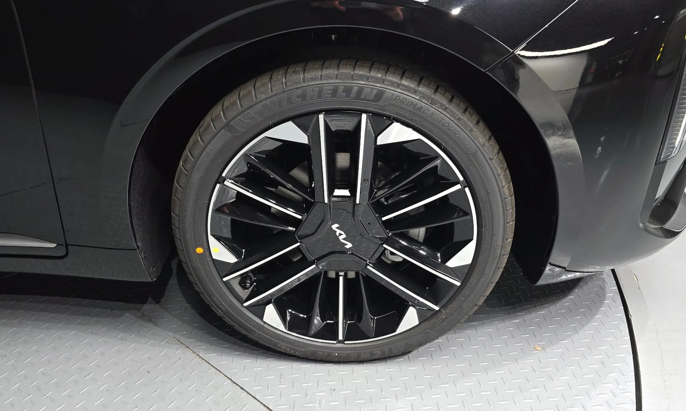 Kia K8 Hybrid превью 5