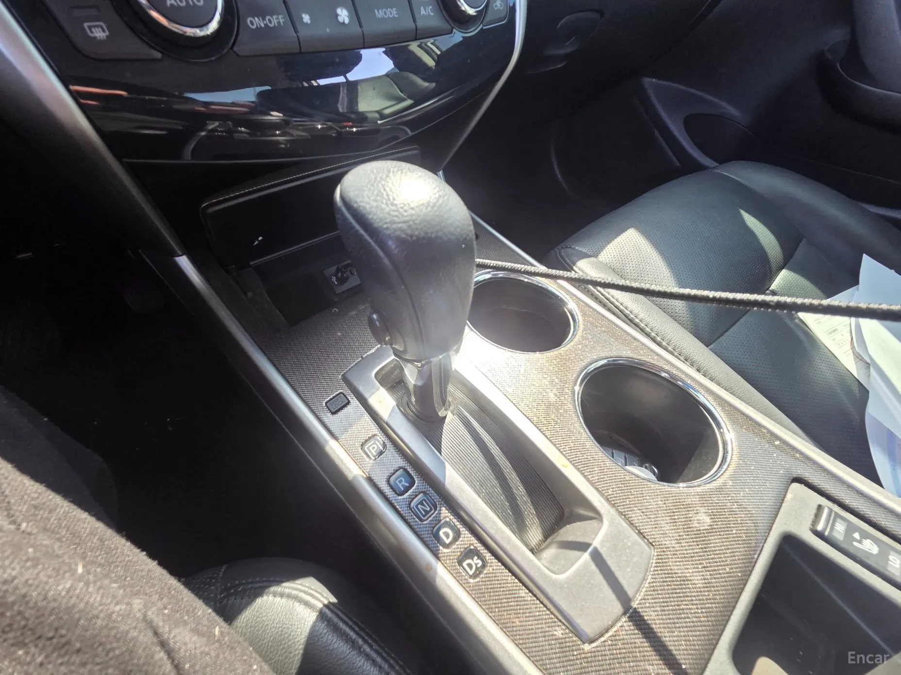 Nissan Altima превью 10