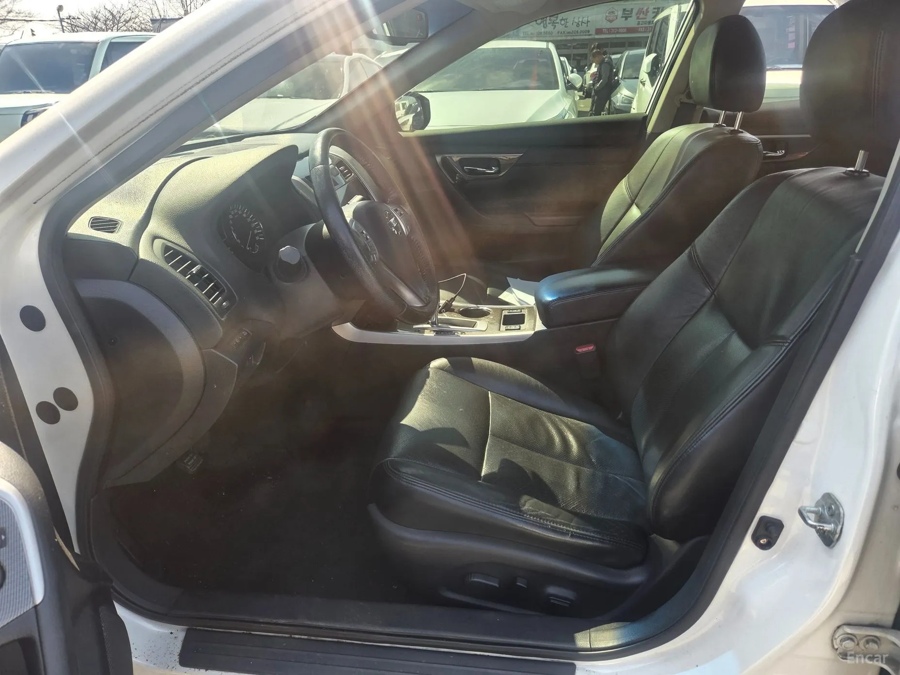 Nissan Altima превью 5