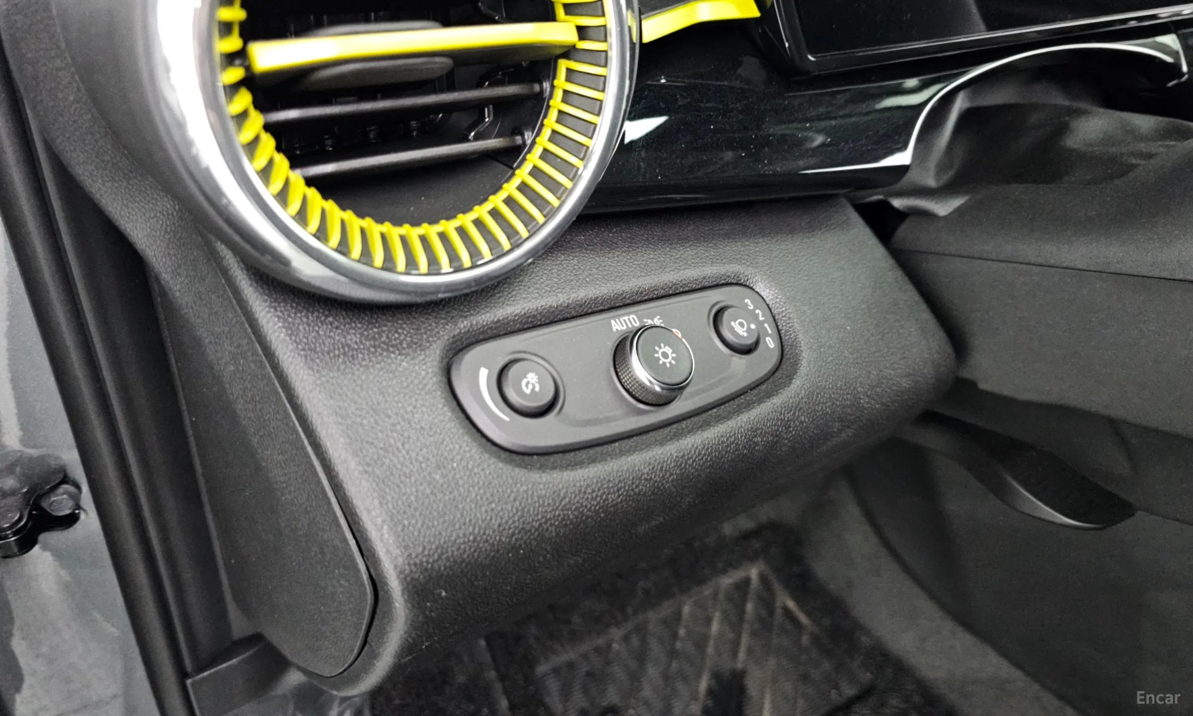 Chevrolet (GM Daewoo) Trax Crossover превью 17